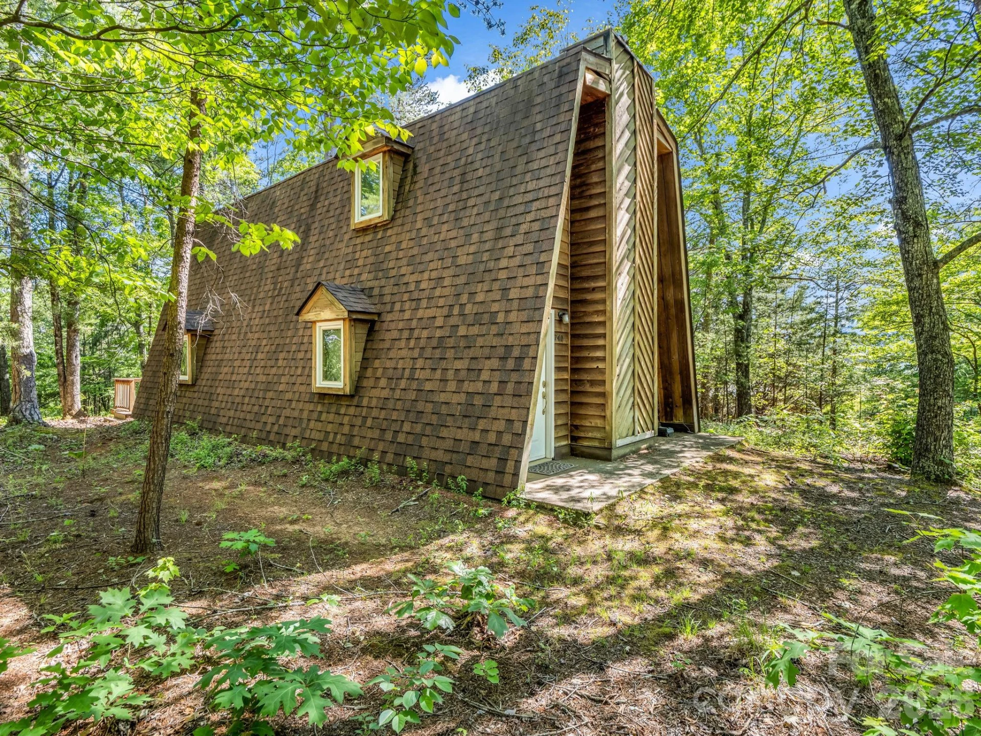 740 Justice Drive - Photo 4