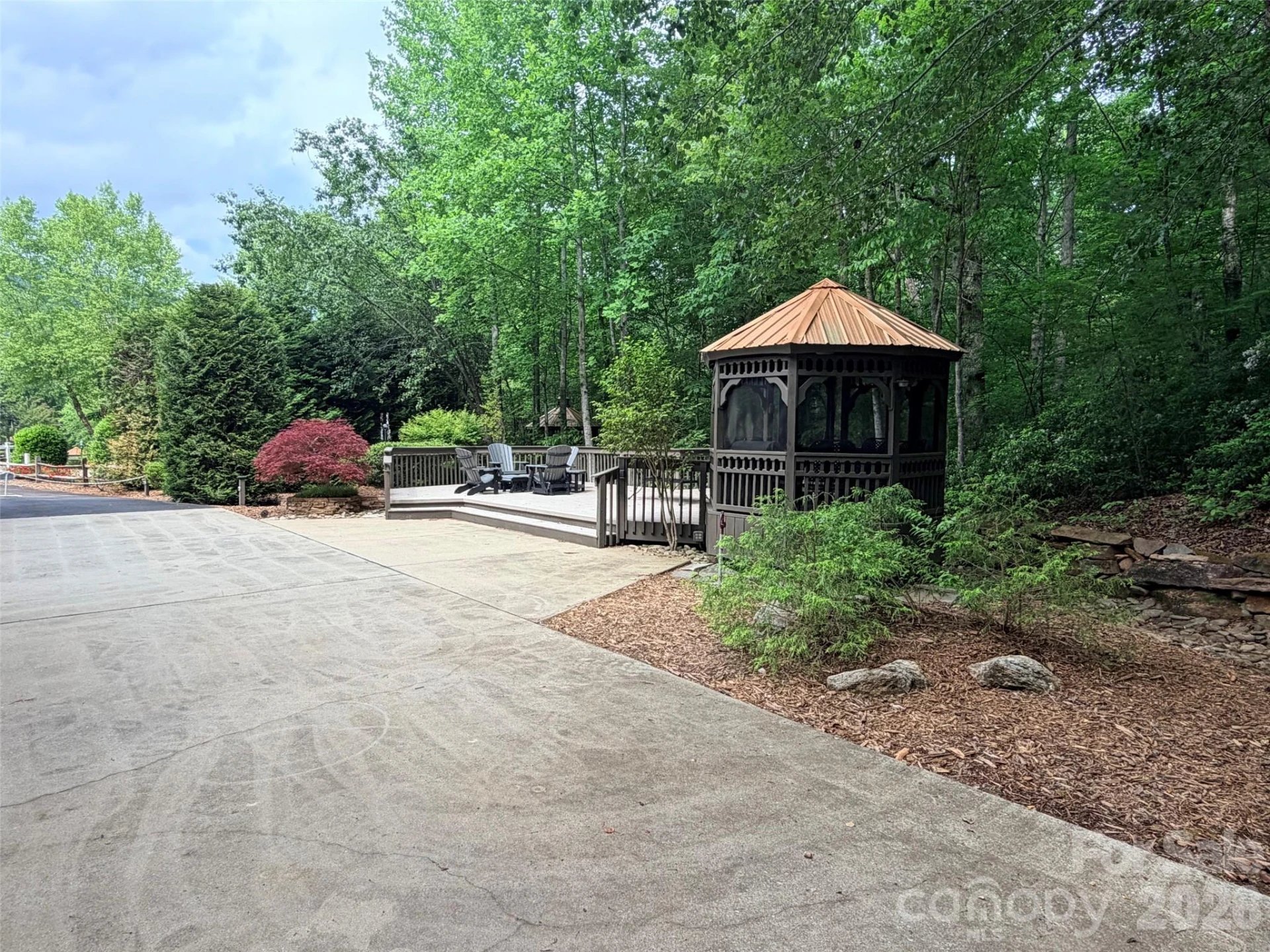 104 Willis Way - Photo 2