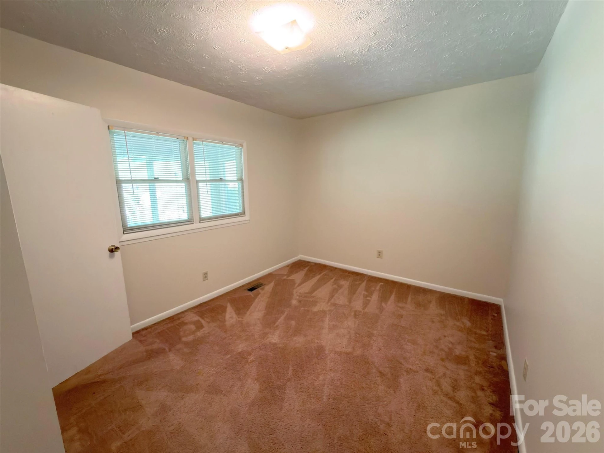 22 Mcminn Road - Photo 17