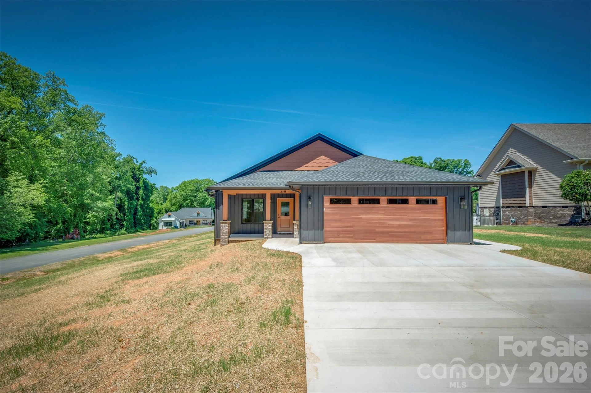 210 Westwood Drive - Photo 4