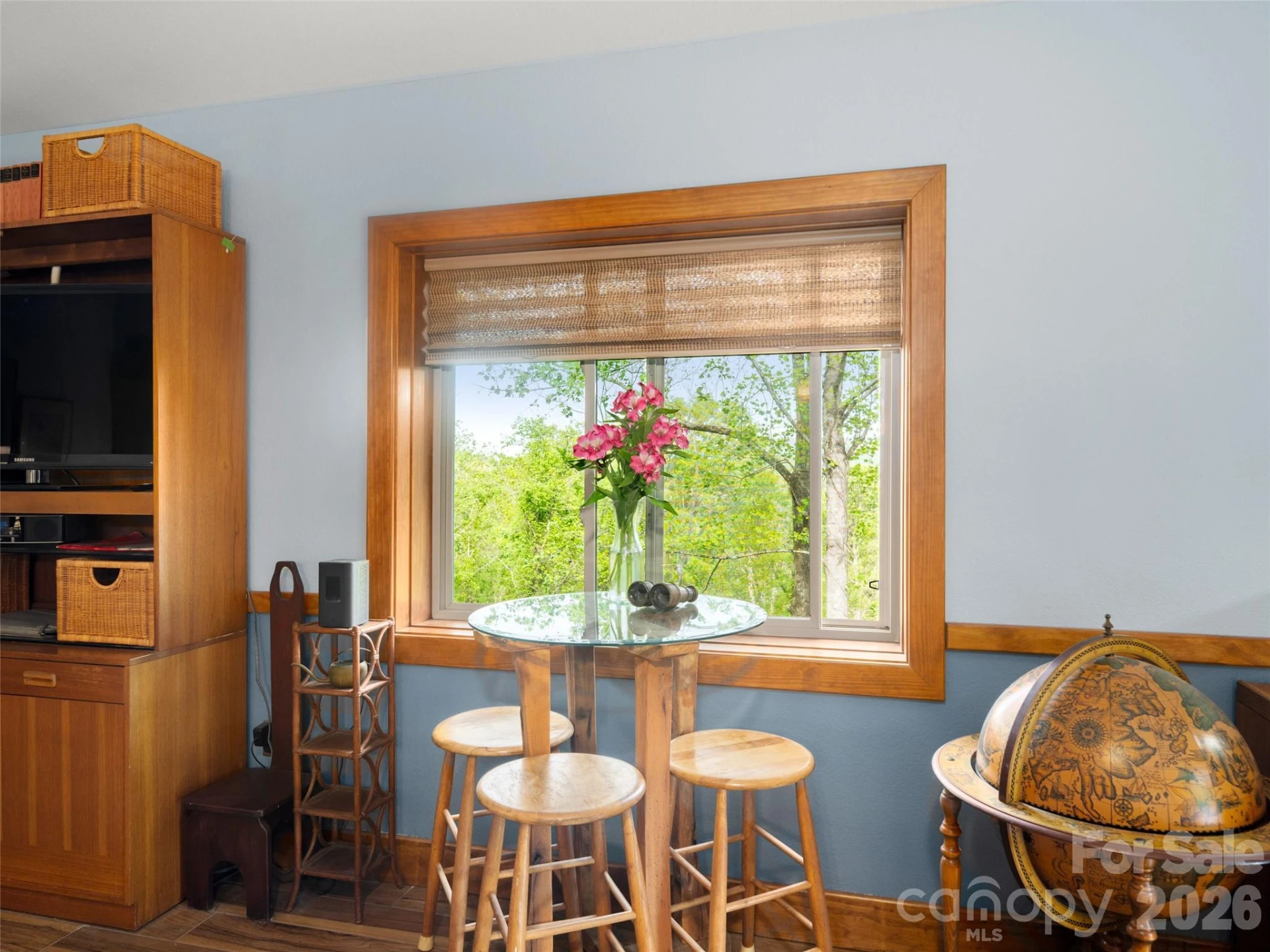 345 Moorehill Drive - Photo 11