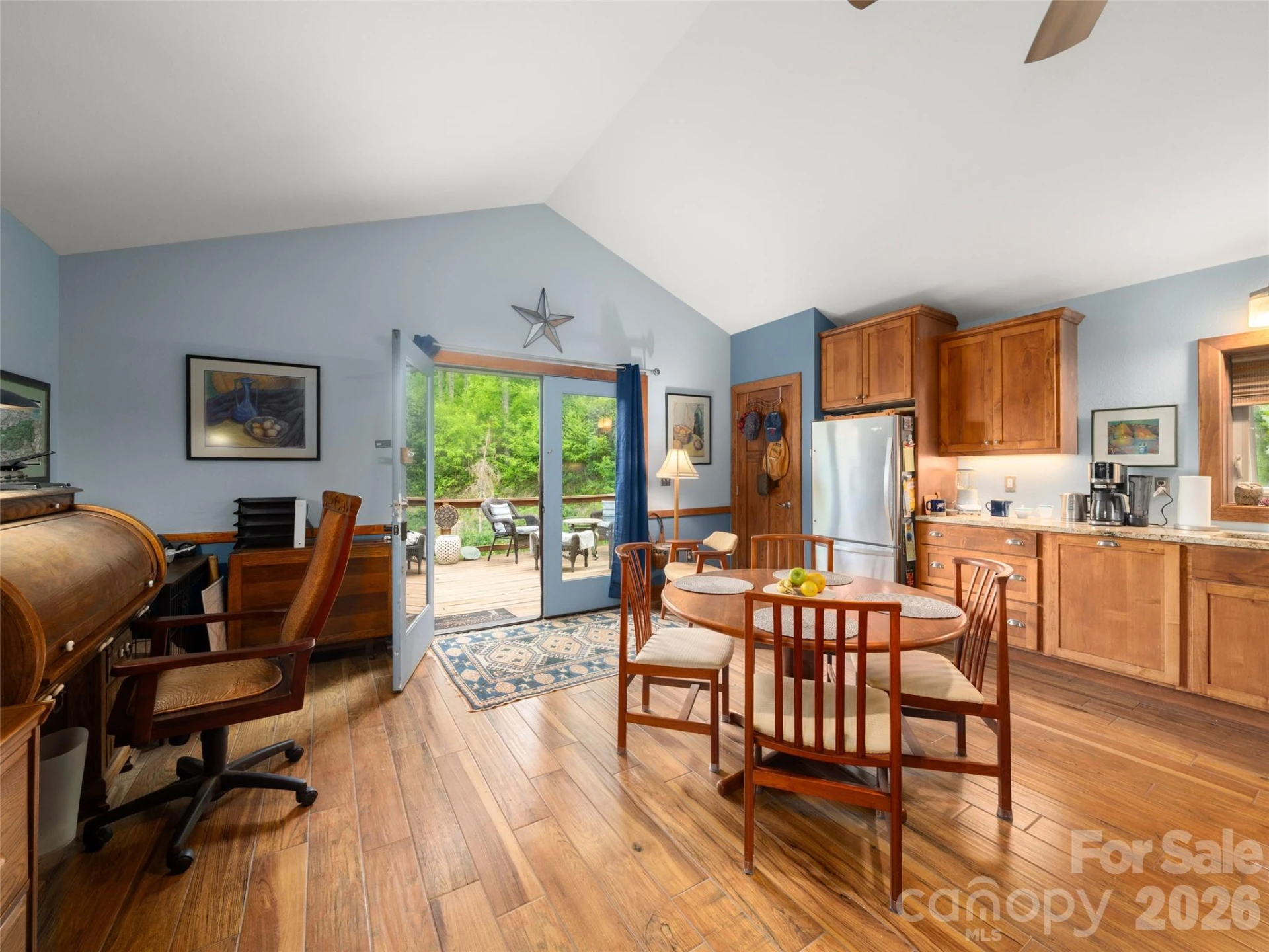 345 Moorehill Drive - Photo 12