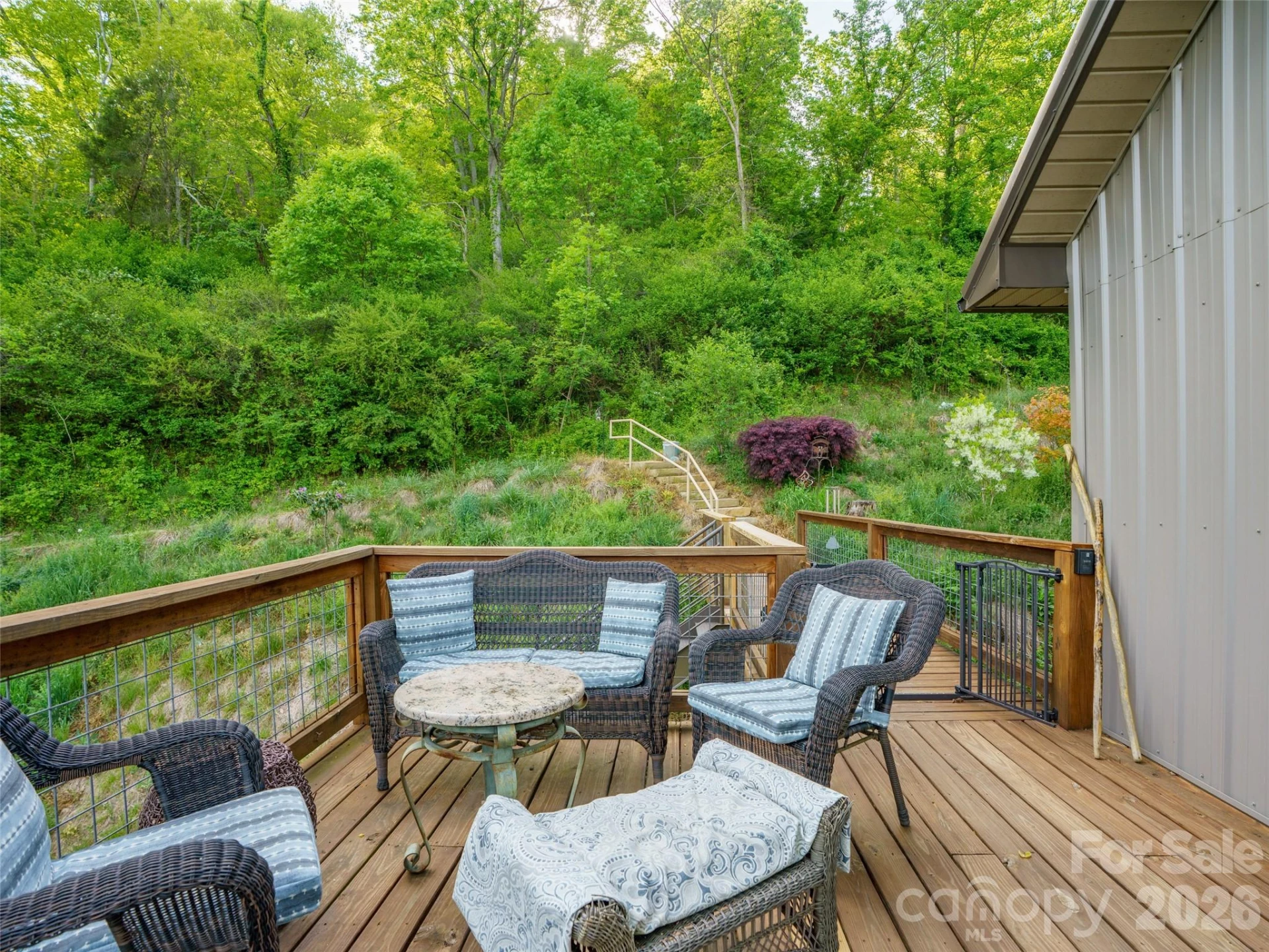 345 Moorehill Drive - Photo 28