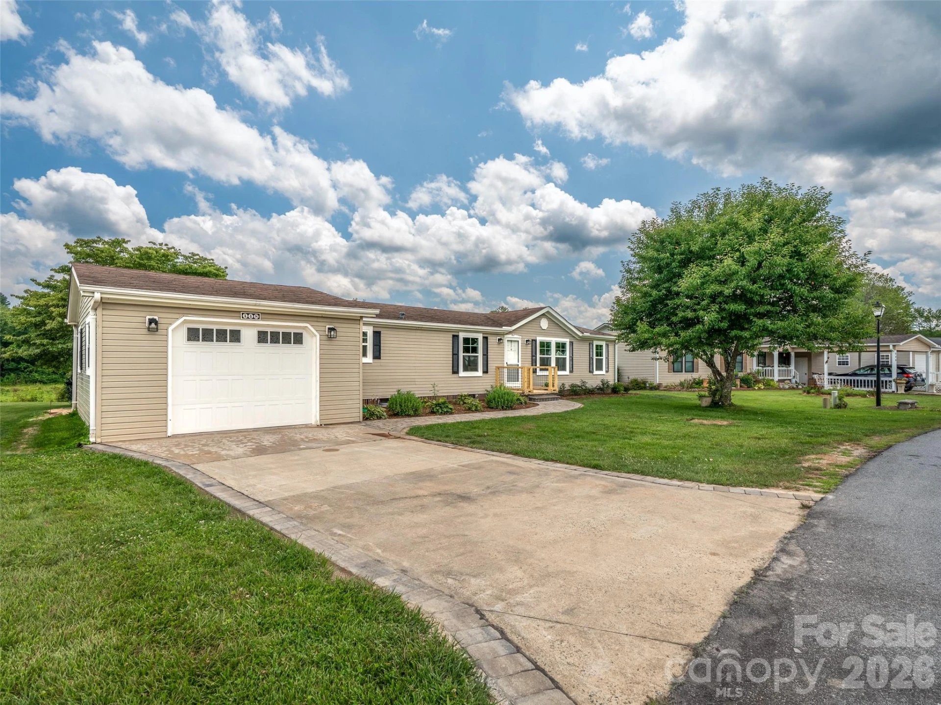448 Riverwind Drive - Photo 2