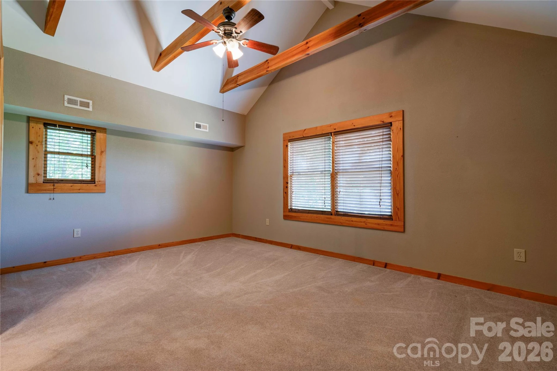 389 Woodgate Drive - Photo 26