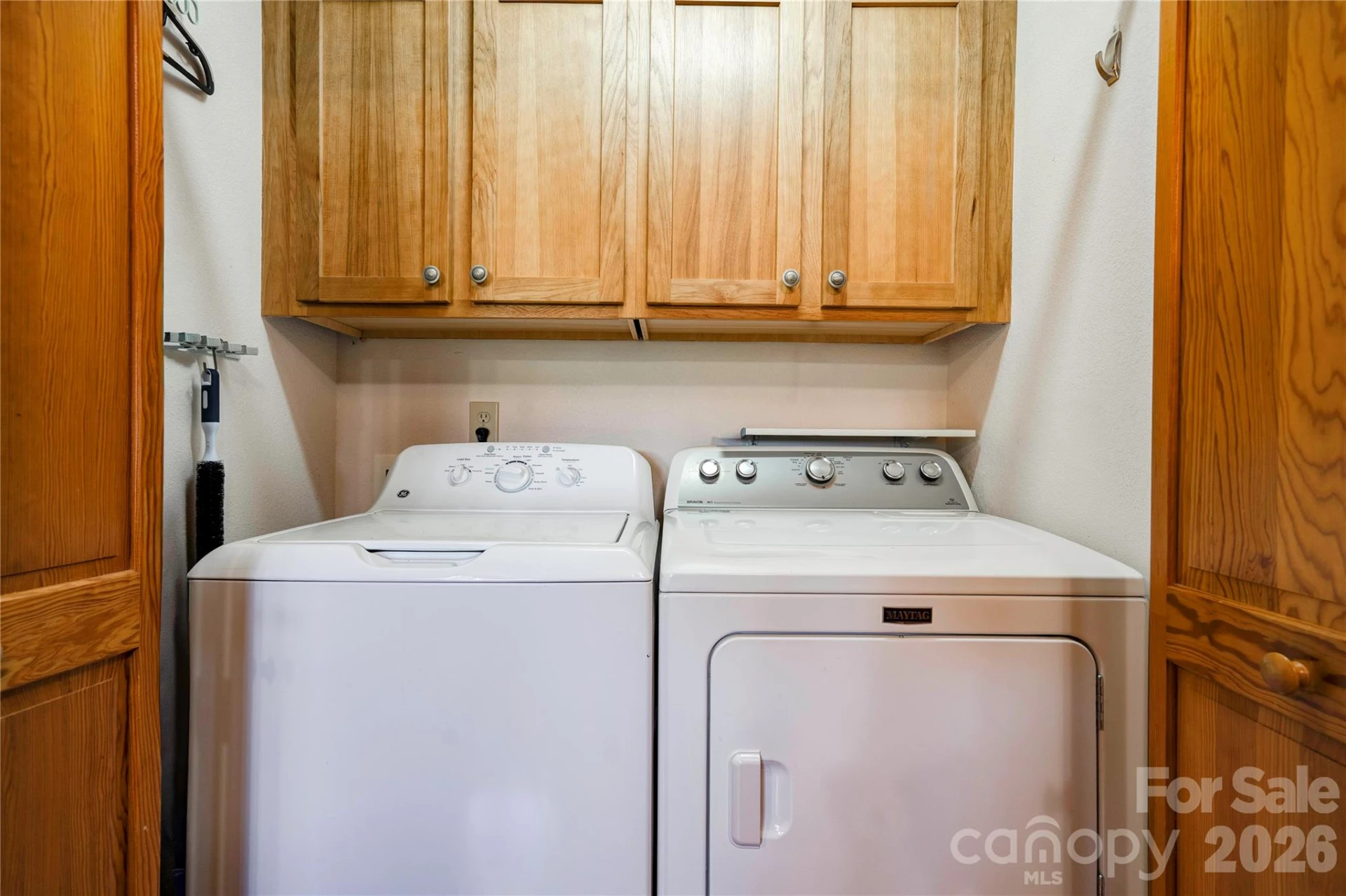 389 Woodgate Drive - Photo 38