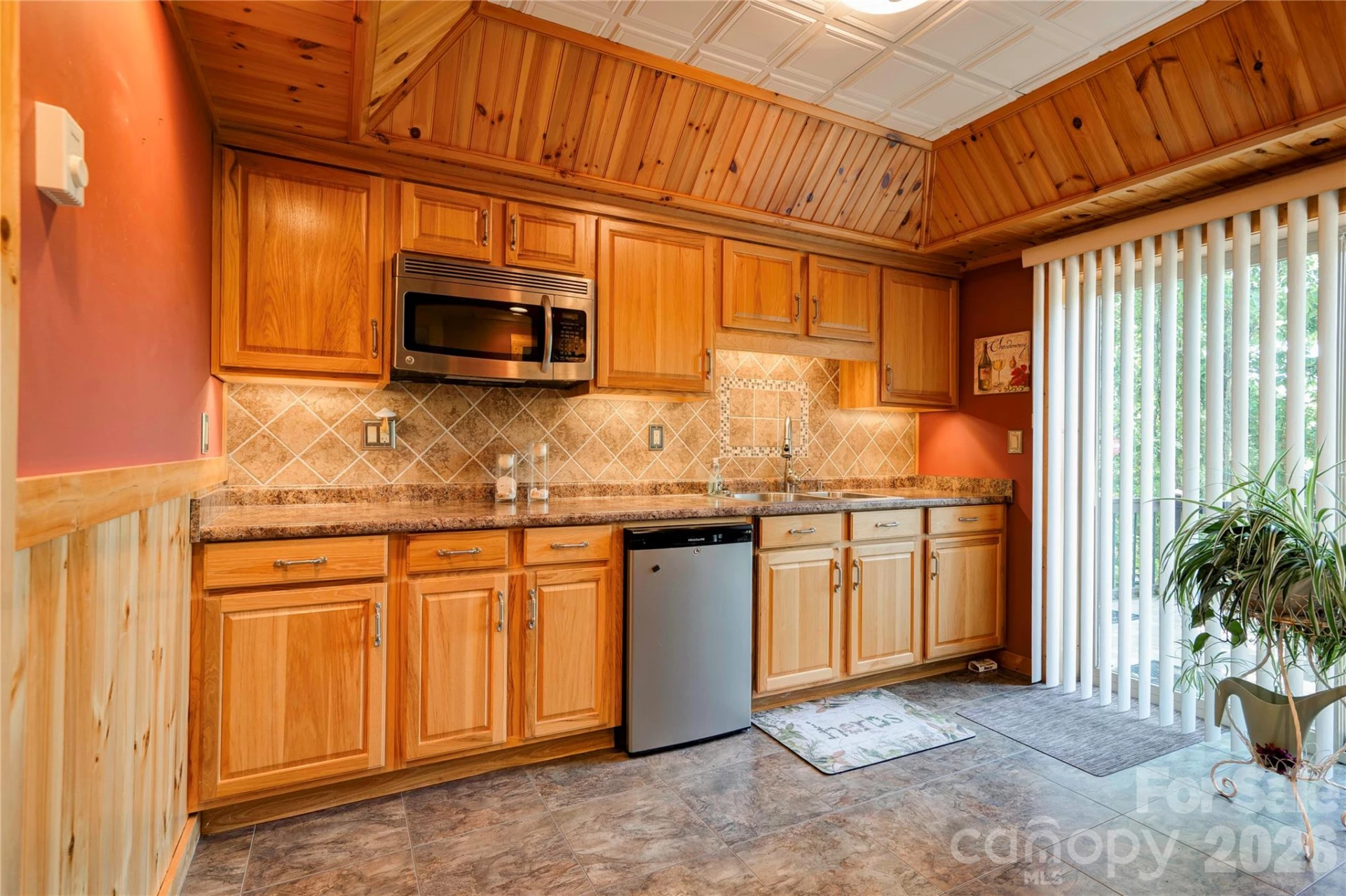389 Woodgate Drive - Photo 41