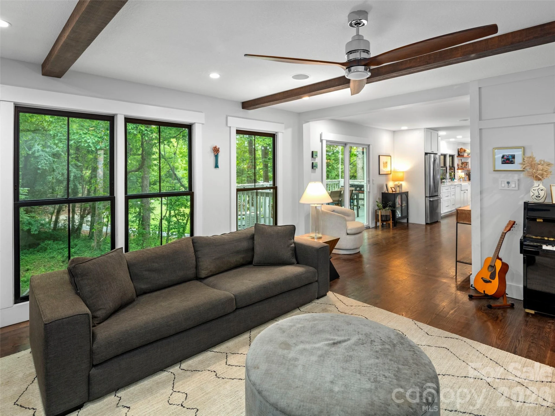 1130 New Castle Court - Photo 12