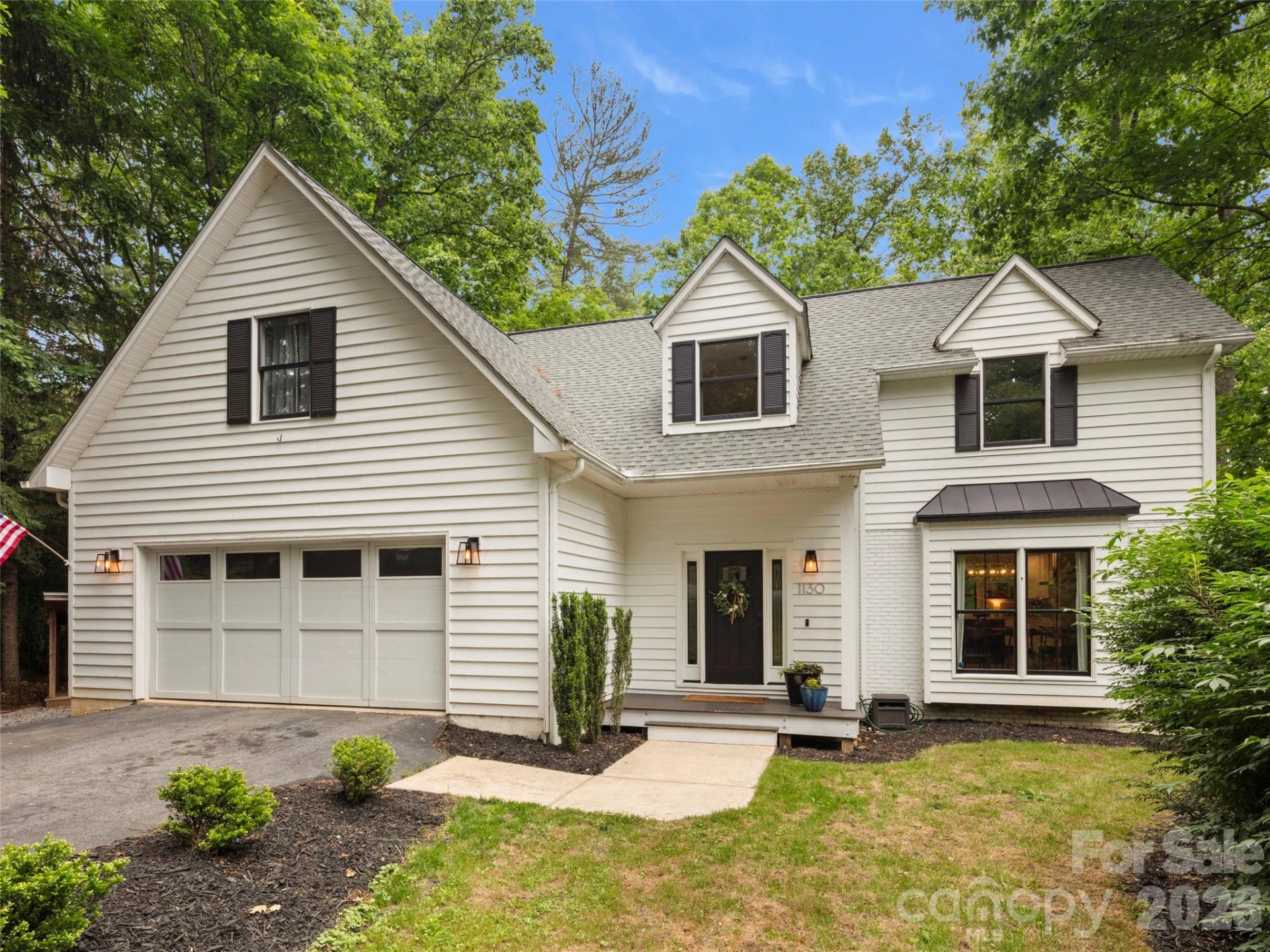 1130 New Castle Court - Photo 3