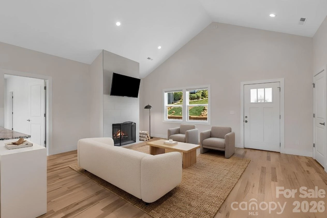 215 Oak Meadow Lane - Photo 4