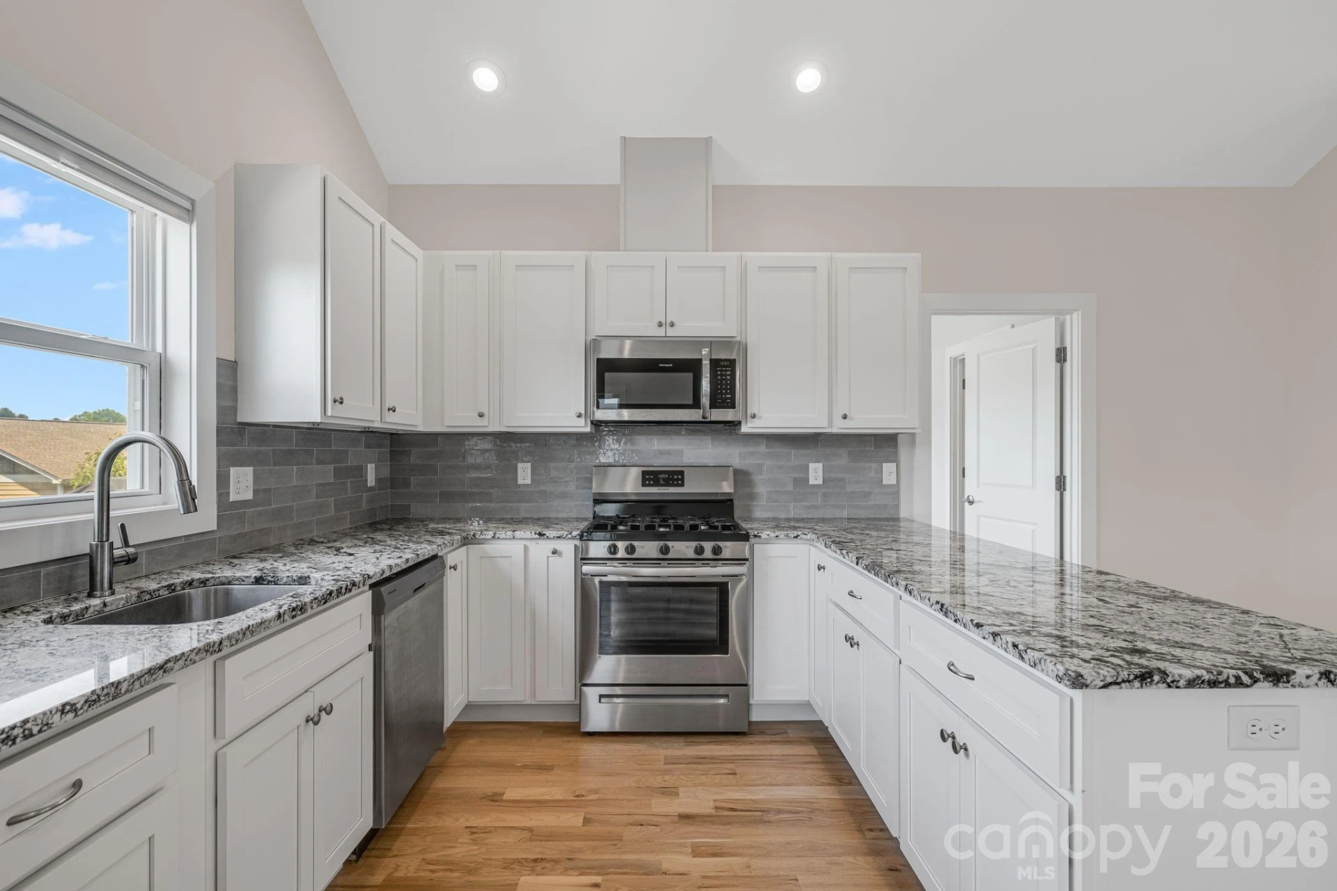 215 Oak Meadow Lane - Photo 8
