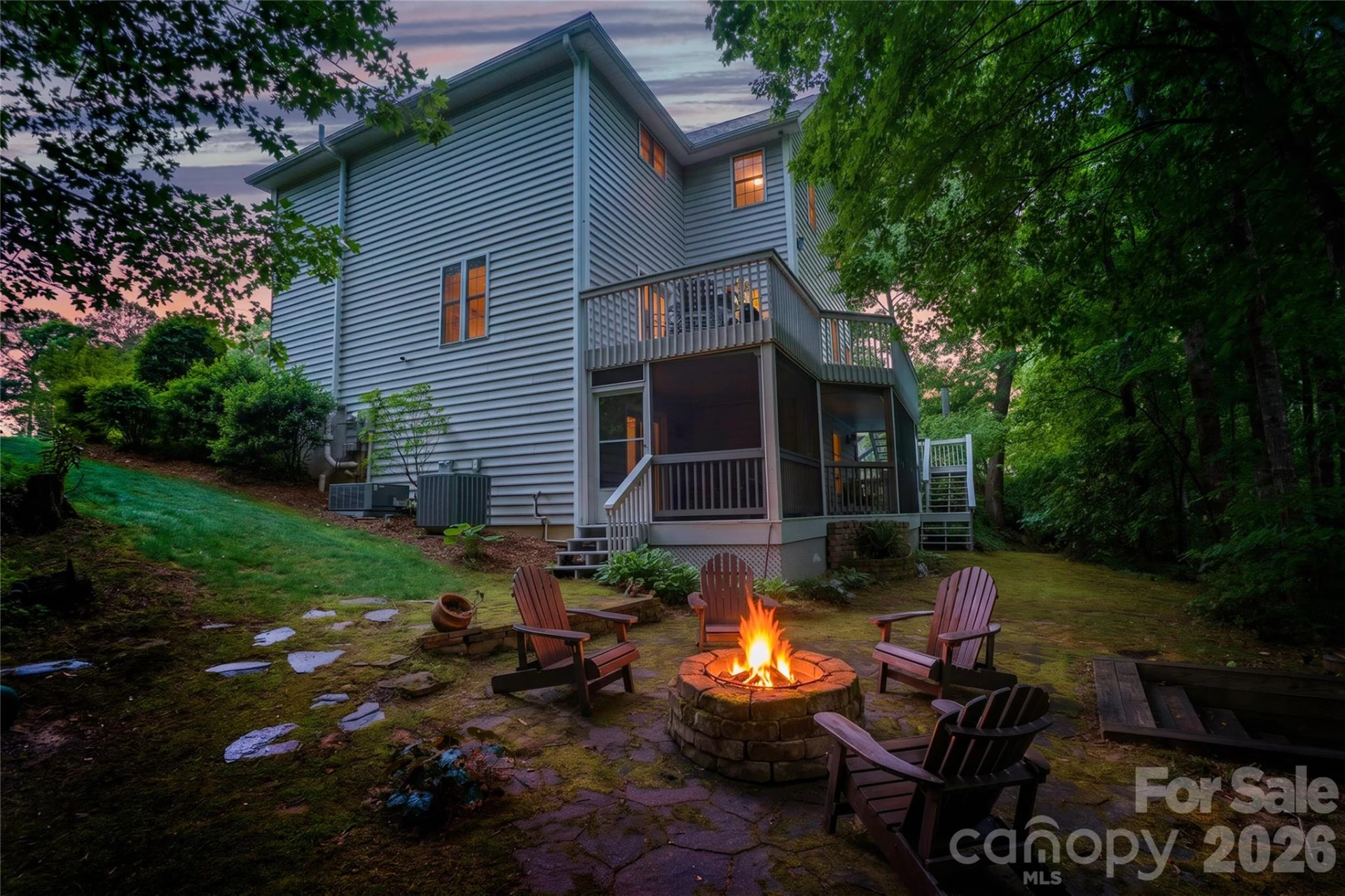 100 Welwyn Lane - Photo 2