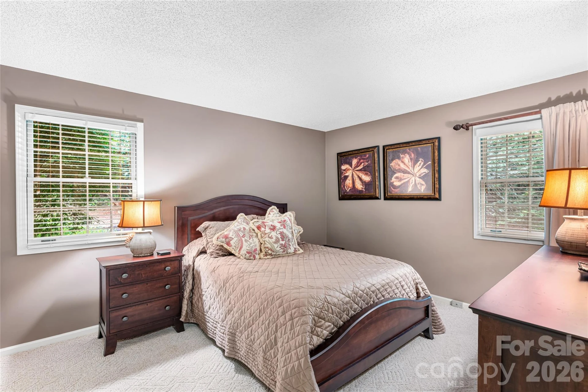 560 Toxaway Court - Photo 18