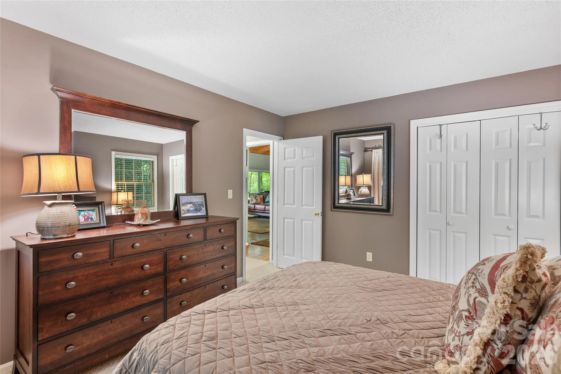560 Toxaway Court - Photo 19