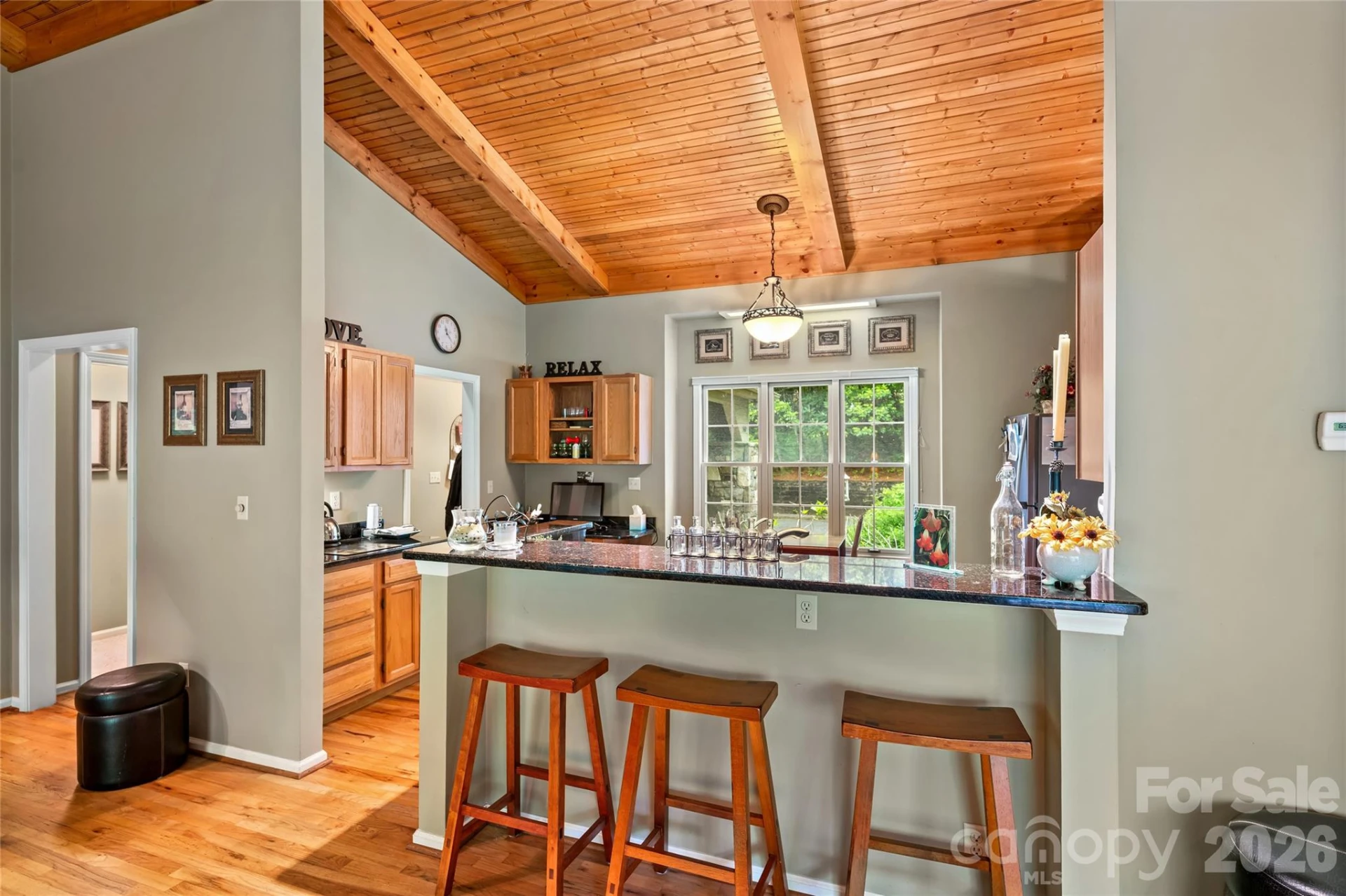 560 Toxaway Court - Photo 8