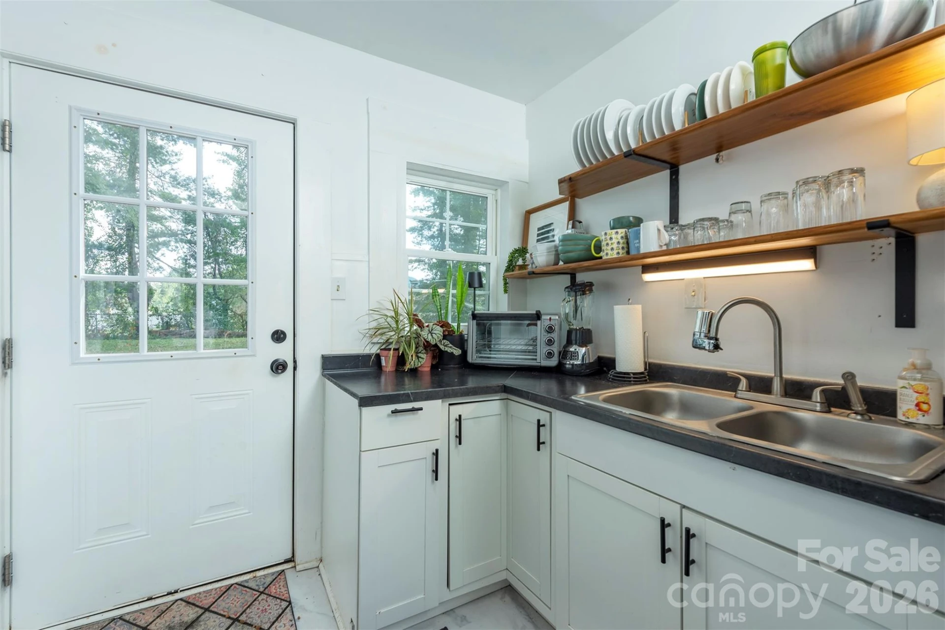 17 Springdale Avenue - Photo 21