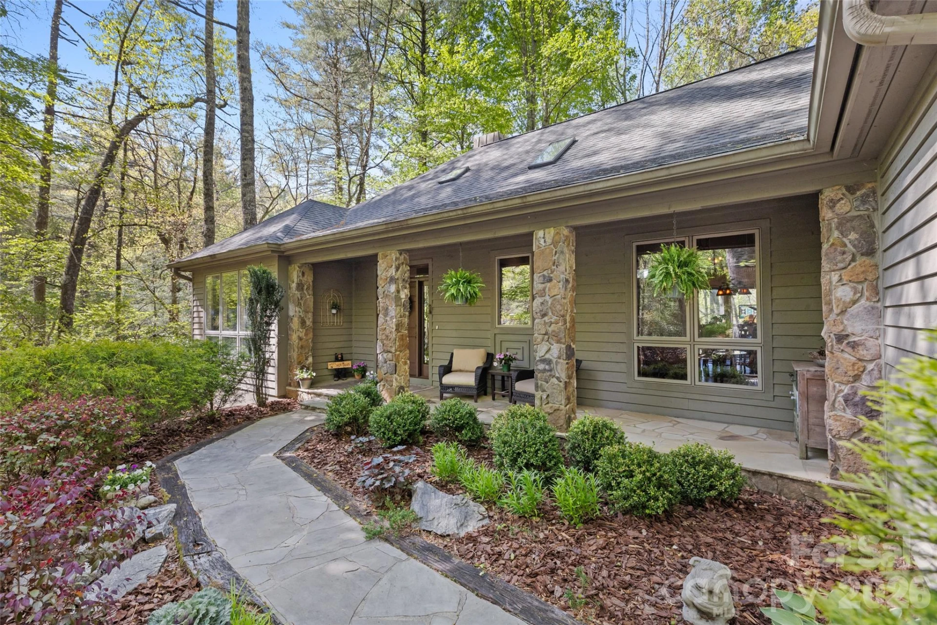 21 Laurel Wood Court - Photo 2
