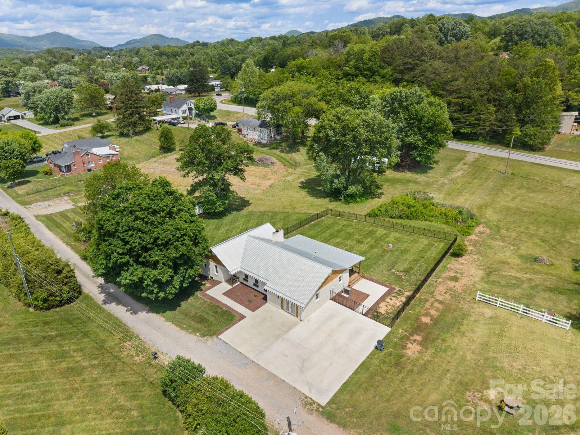 97 Paul Holland Road - Photo 33