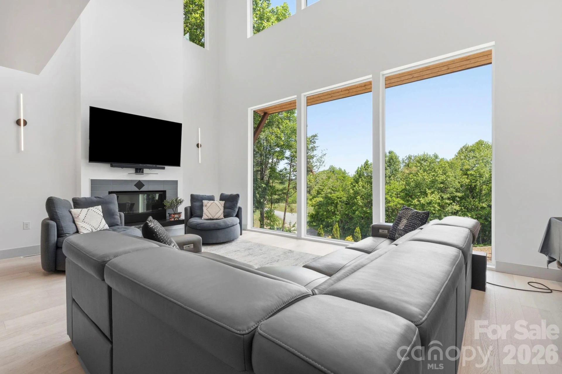 22 Lara Drive - Photo 3