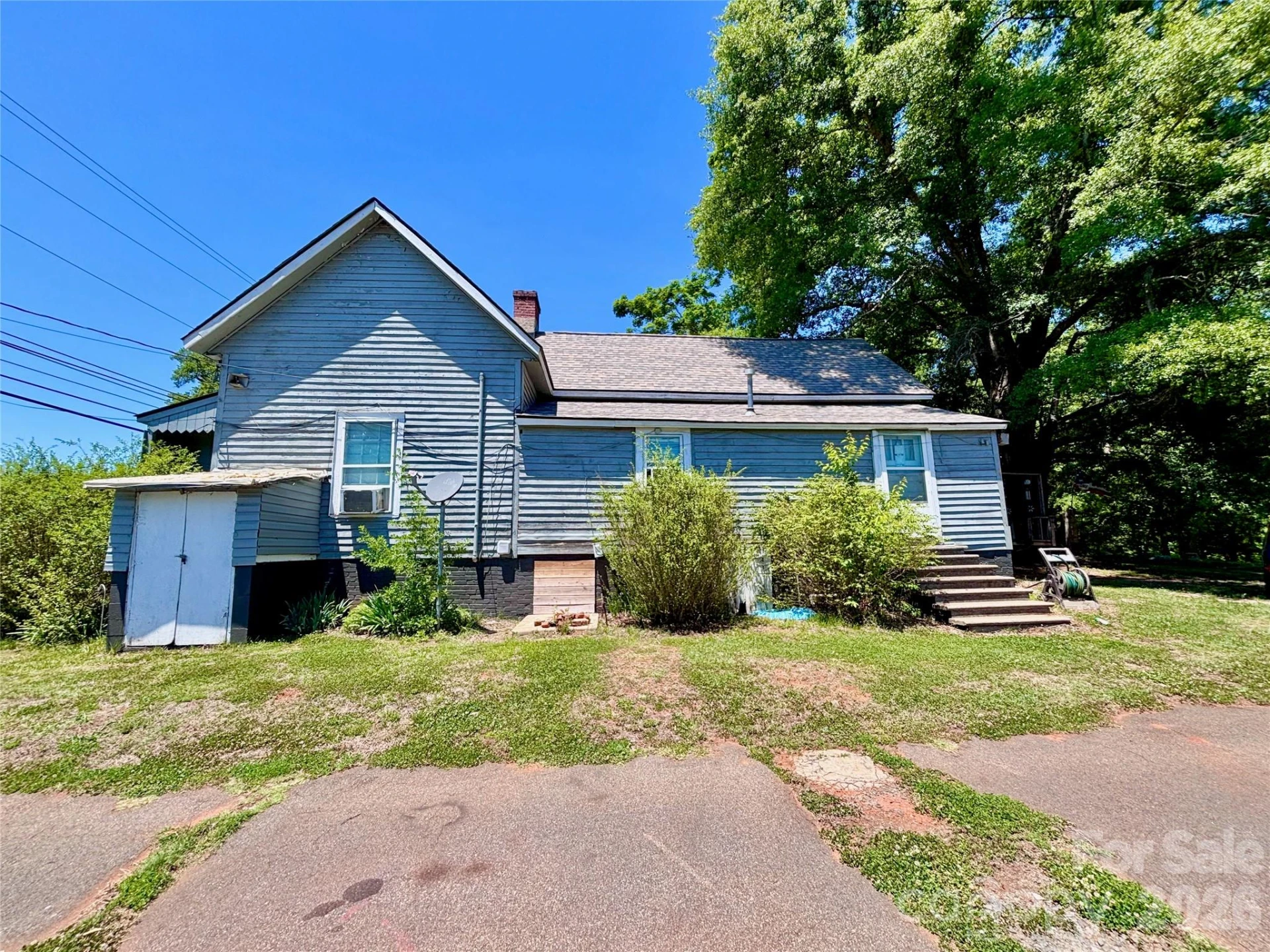 126 West Street - Photo 2