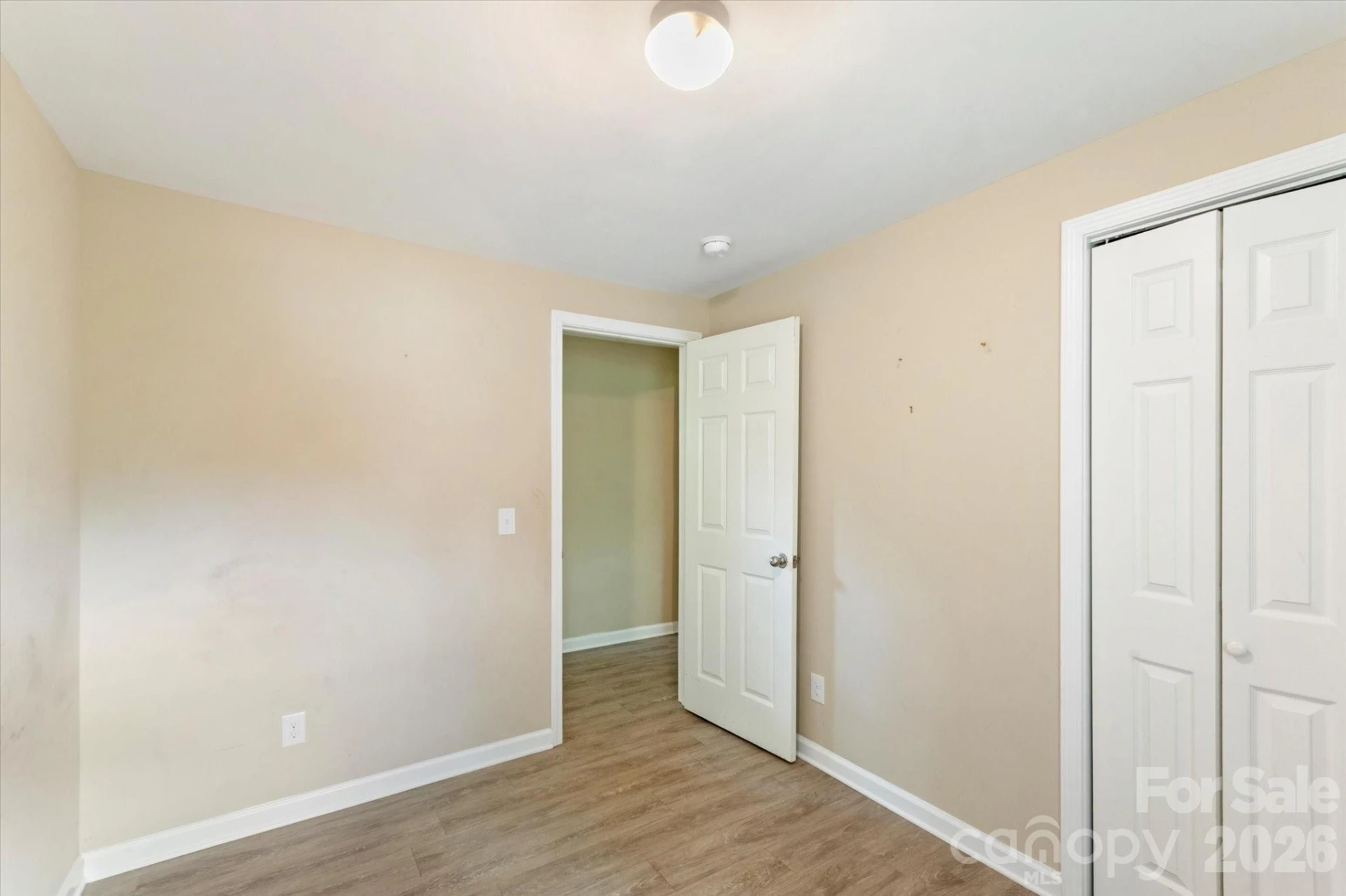 407 W Main Street - Photo 11