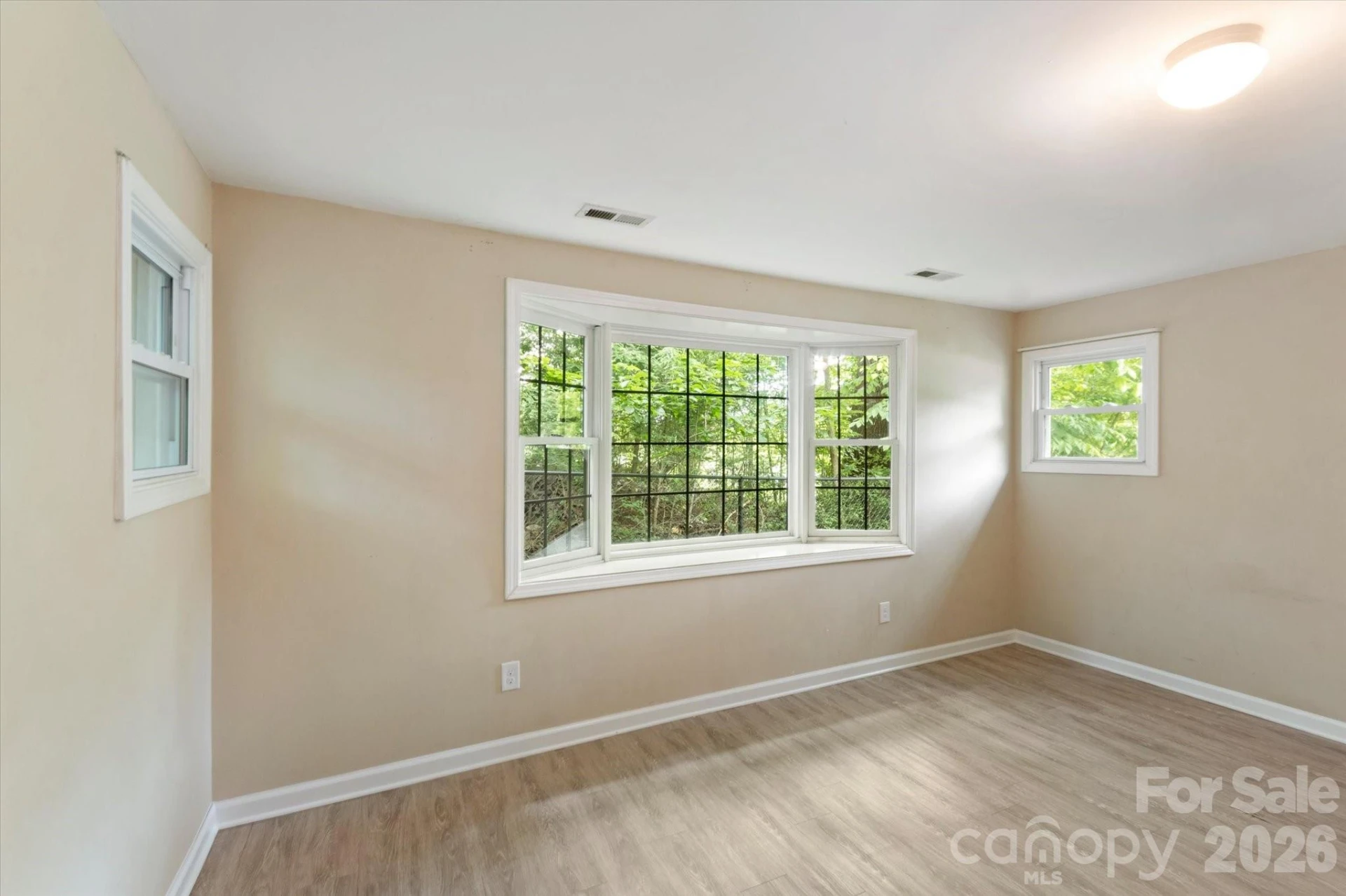 407 W Main Street - Photo 13