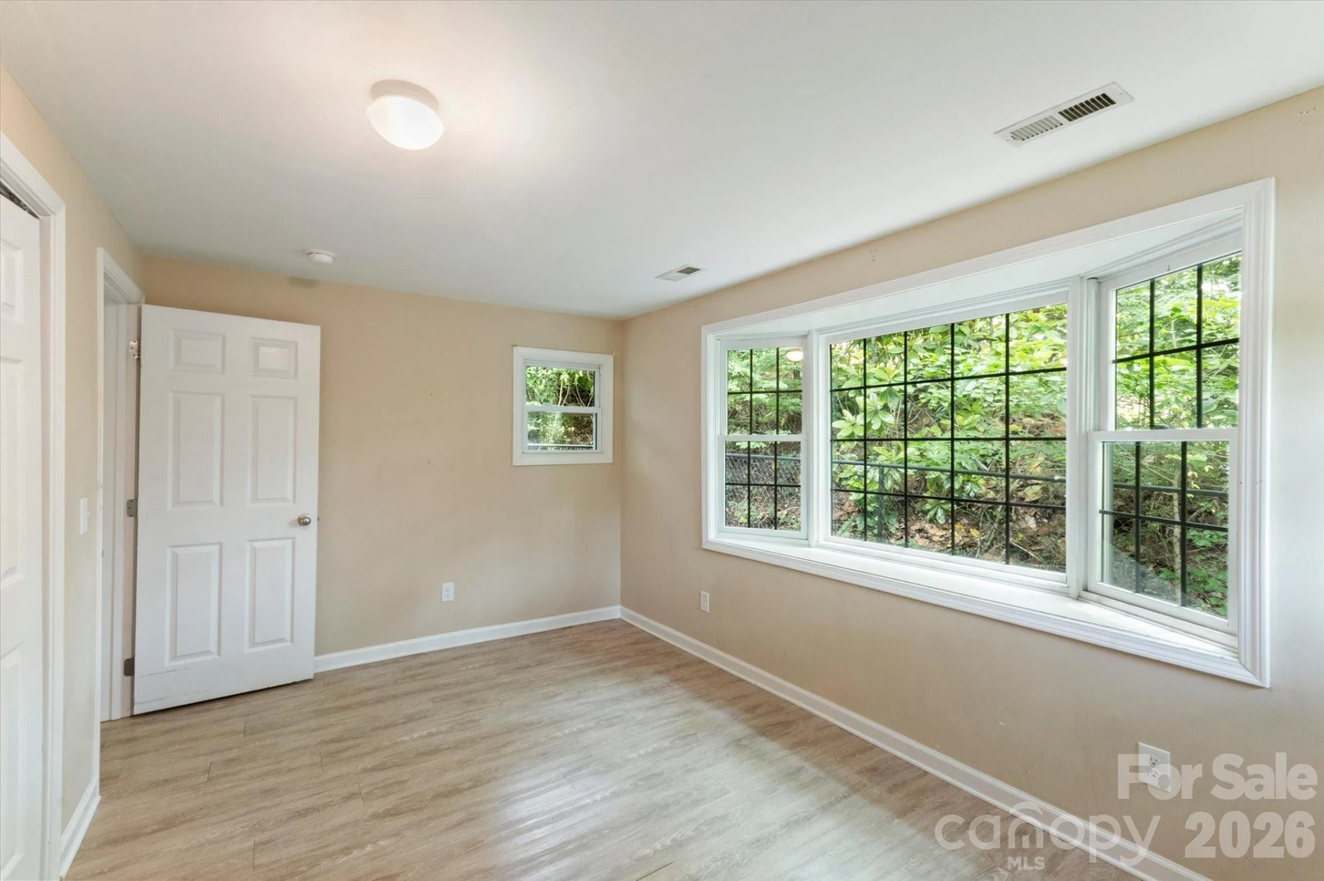 407 W Main Street - Photo 16