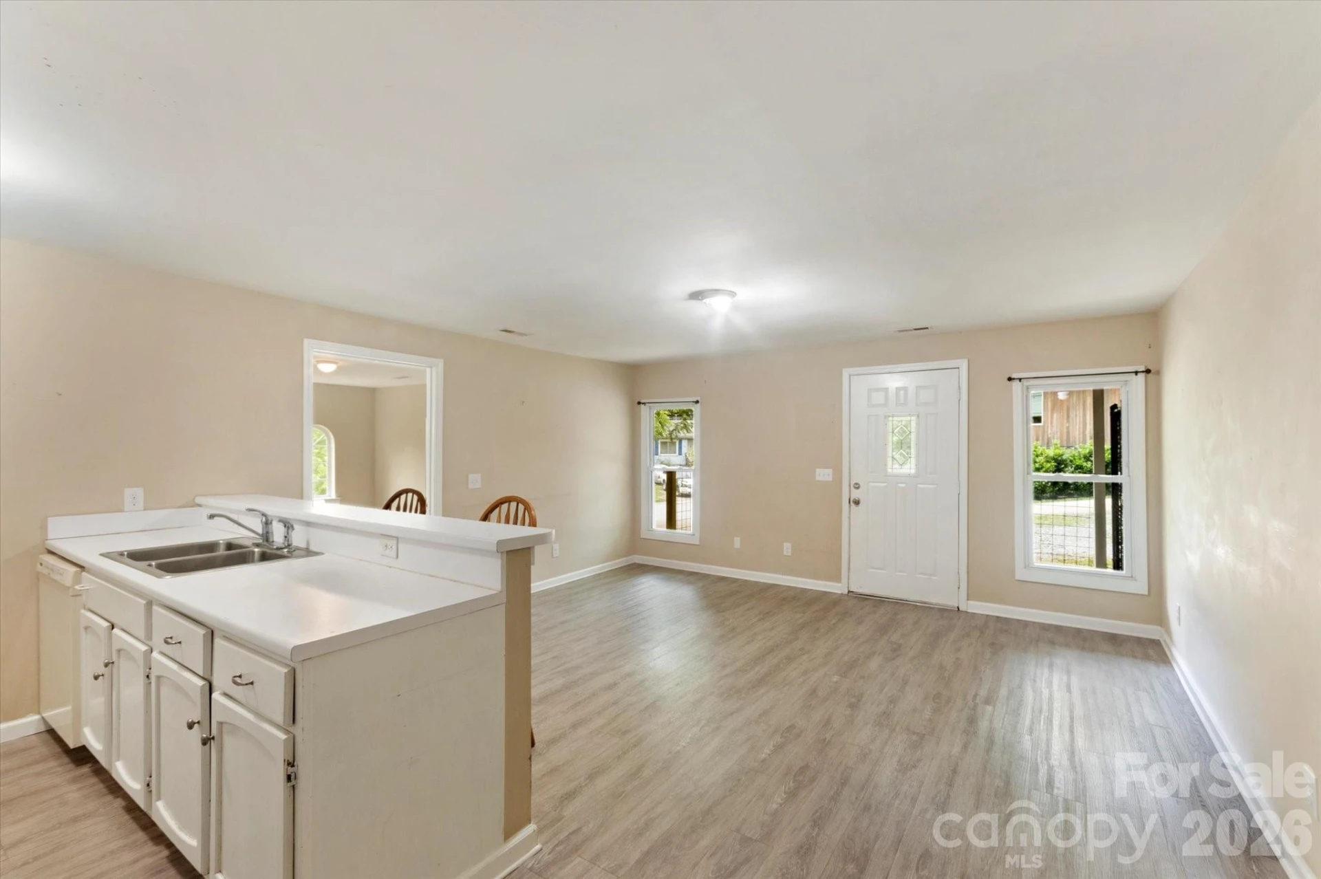 407 W Main Street - Photo 17
