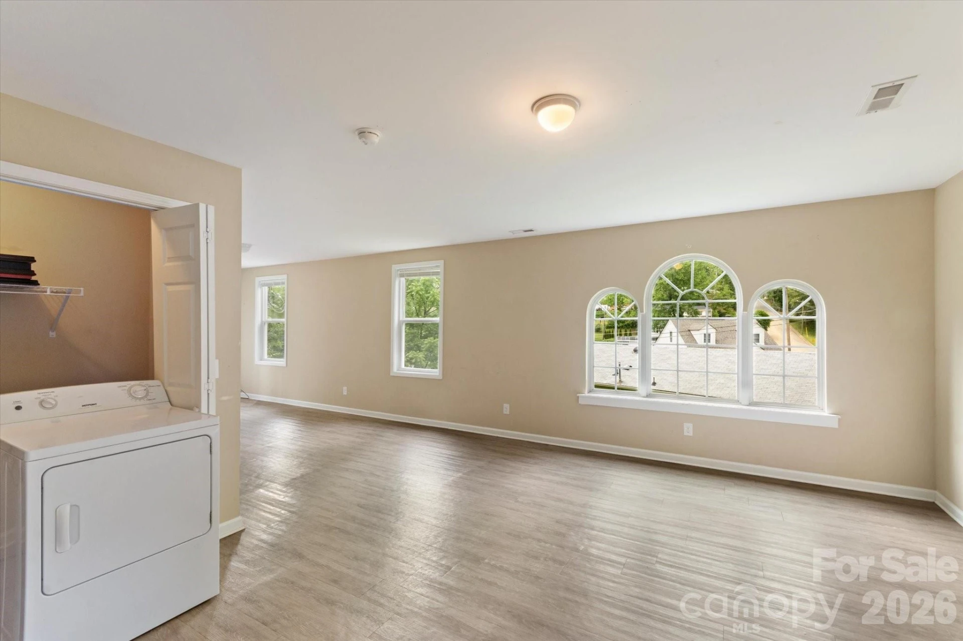 407 W Main Street - Photo 26