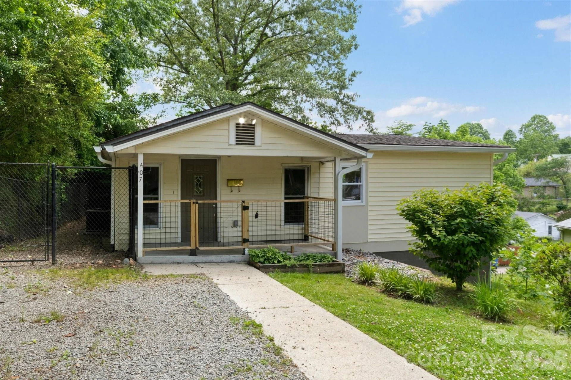 407 W Main Street - Photo 27