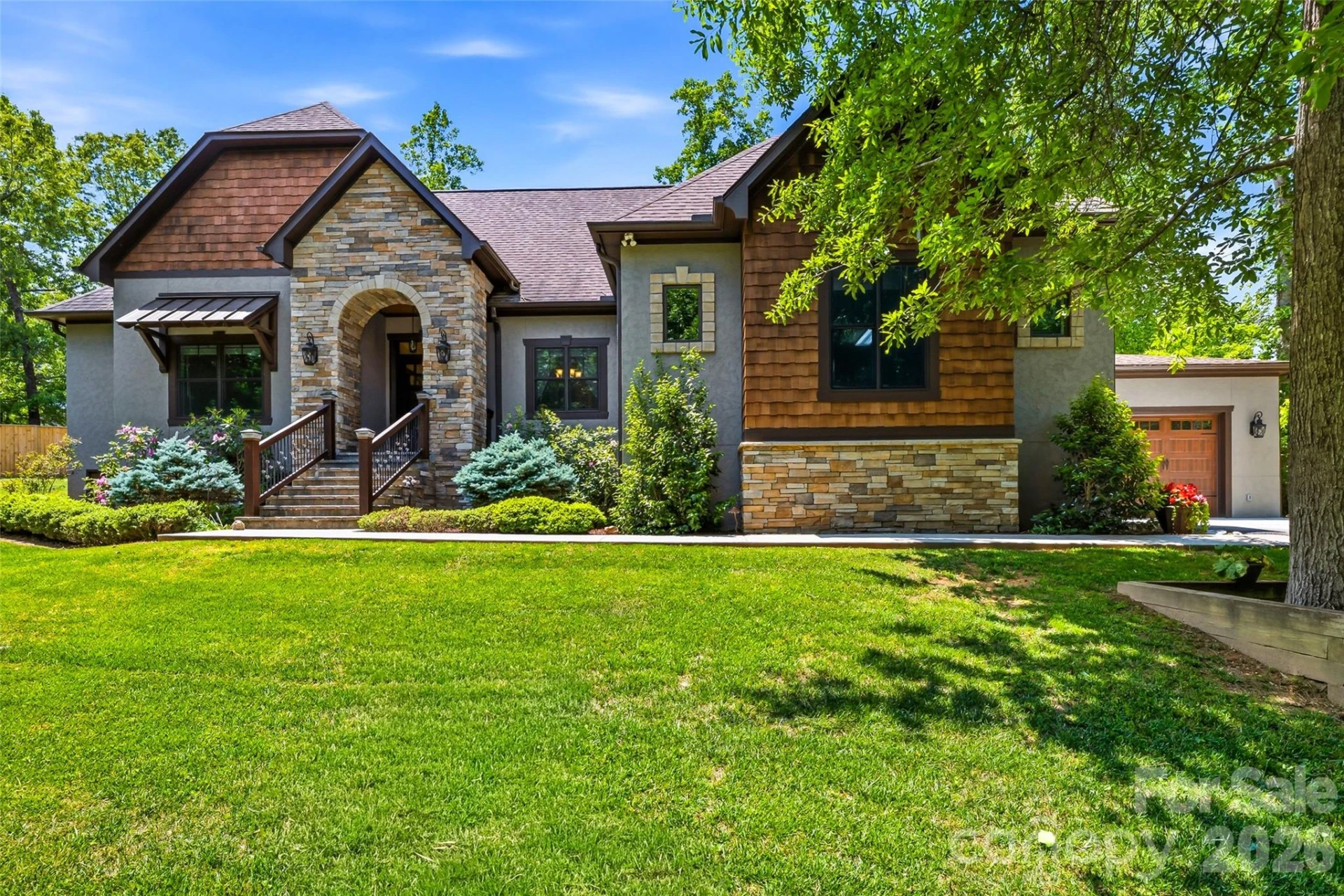 112 Caleb Drive - Photo 4