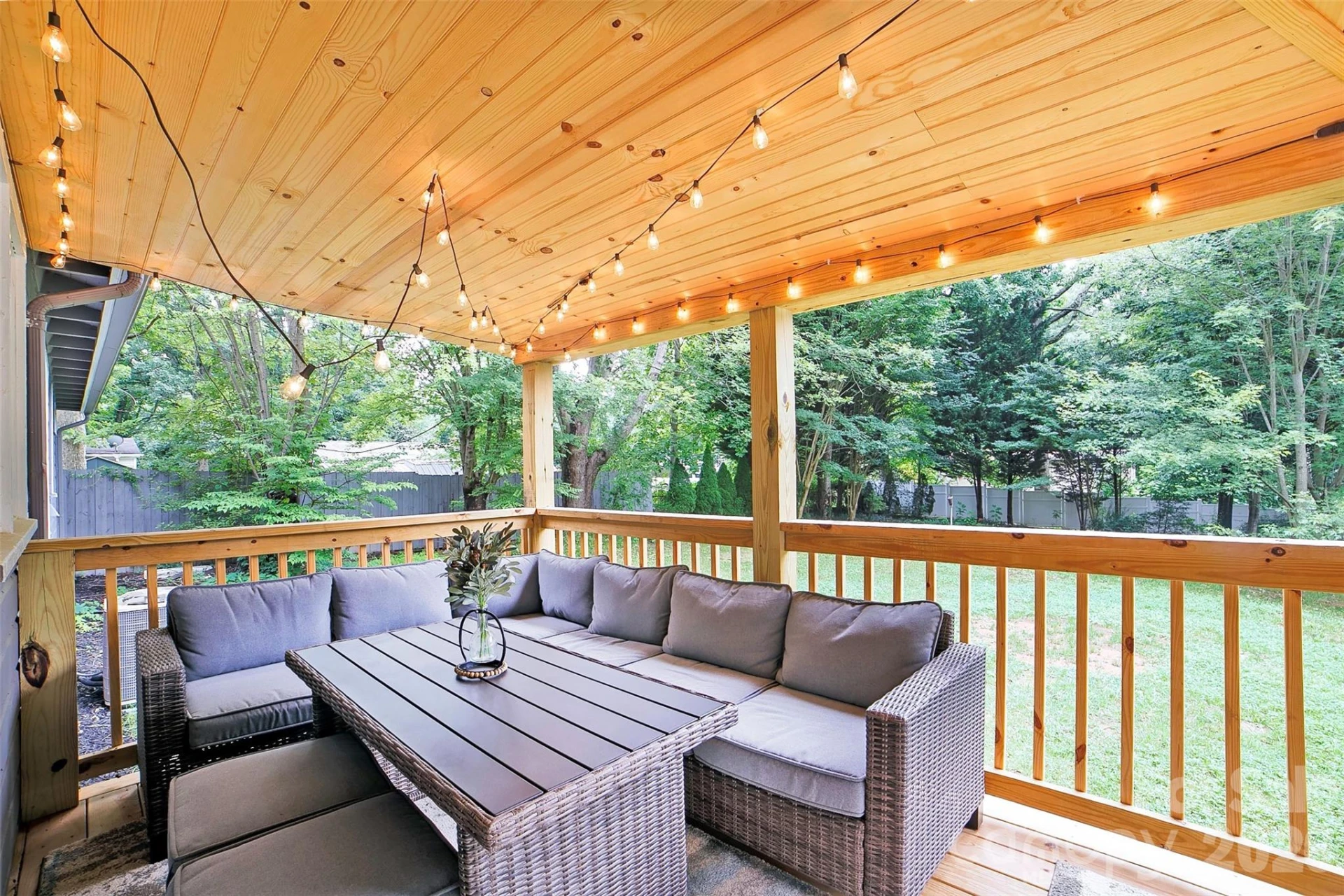 22 Glenview Place - Photo 24