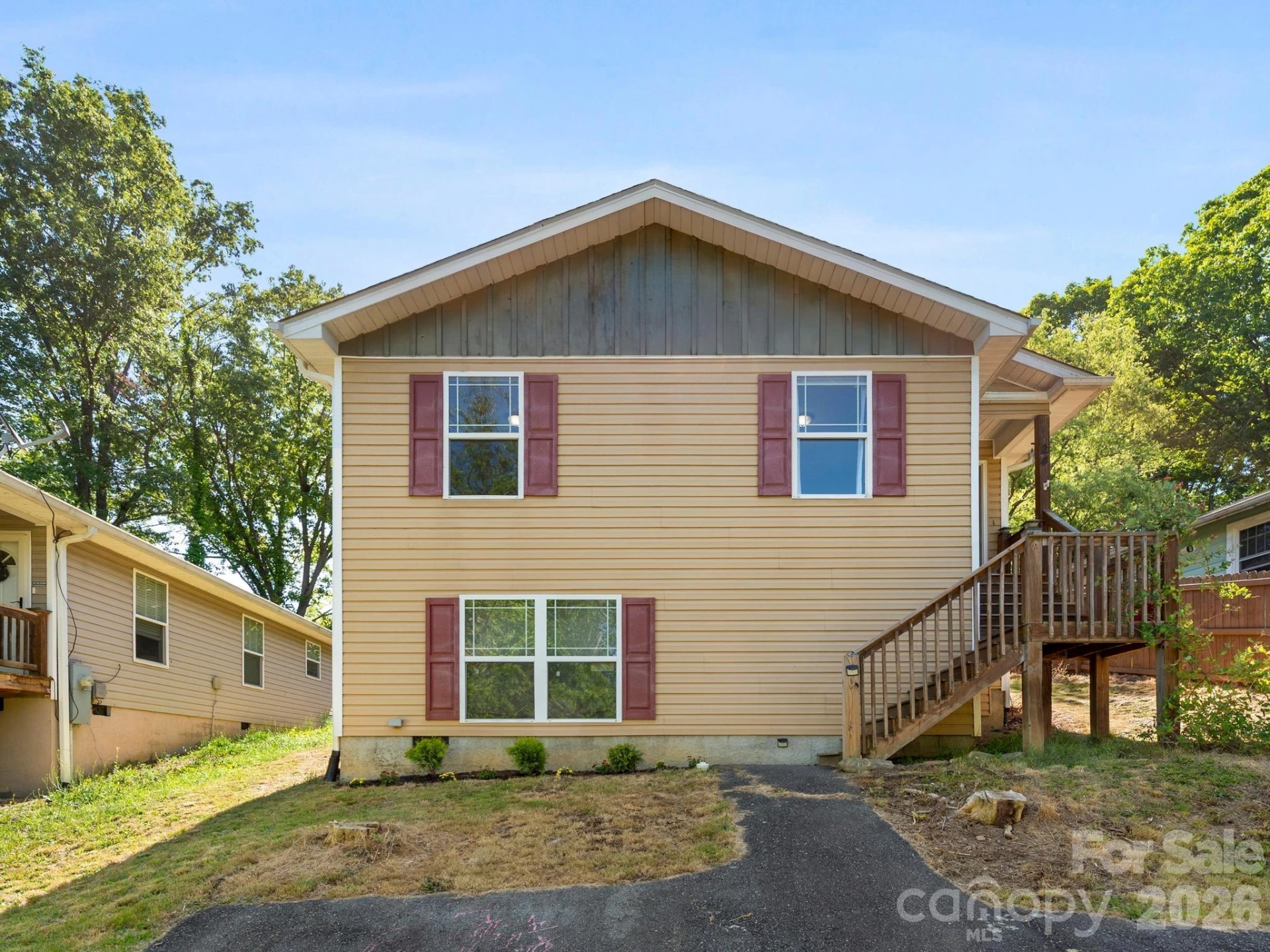24 Hilldale Road - Photo 2