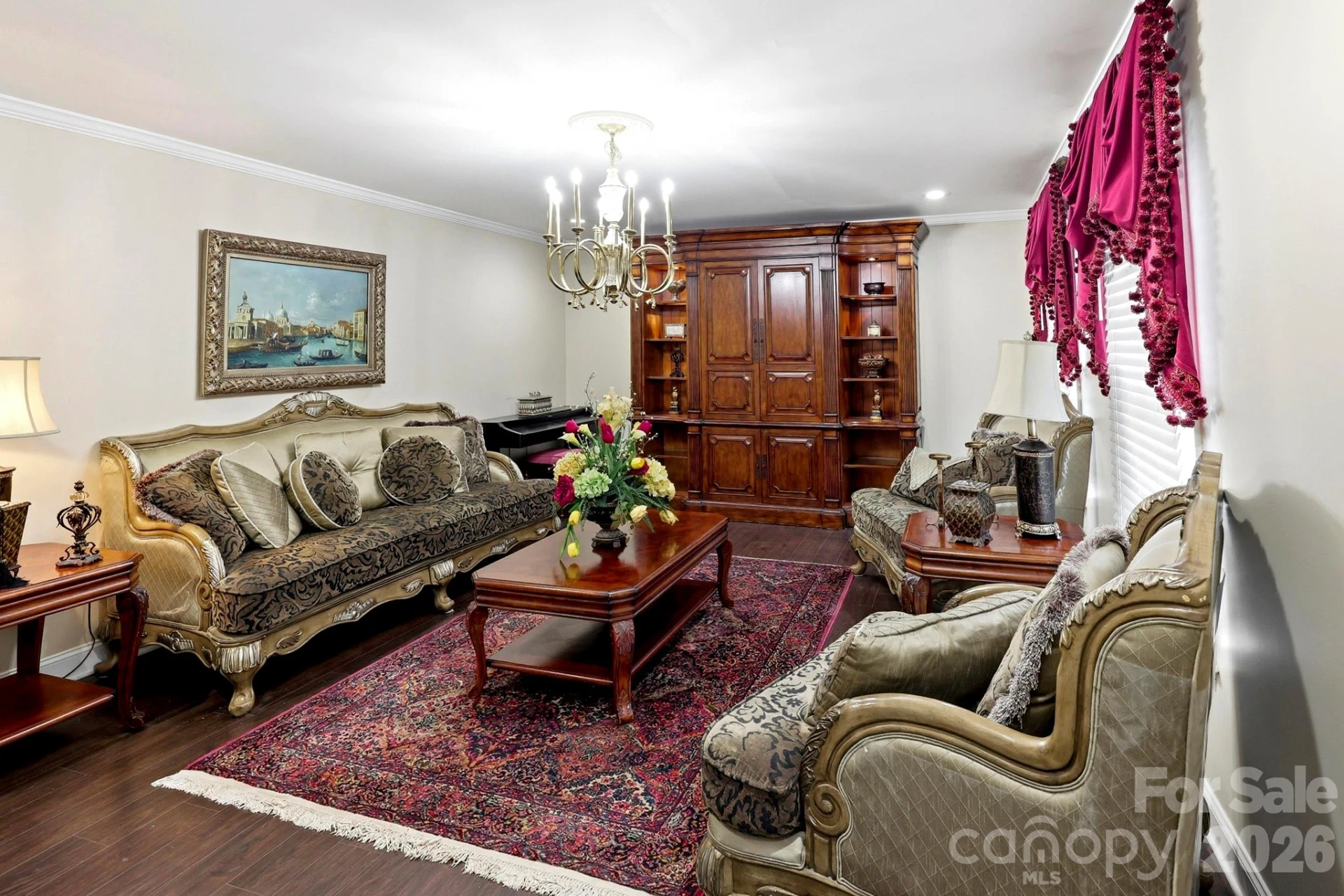 327 Sherry Street - Photo 3