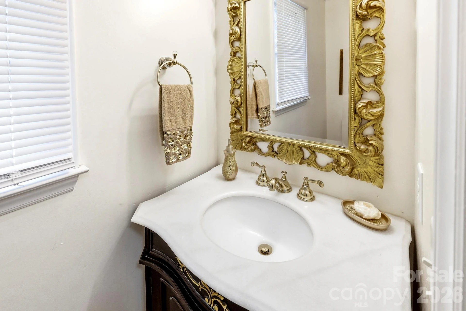 327 Sherry Street - Photo 10