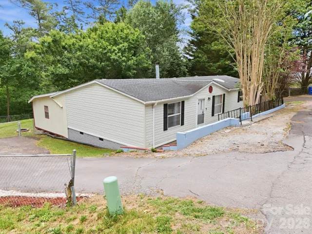 405 Gray Court