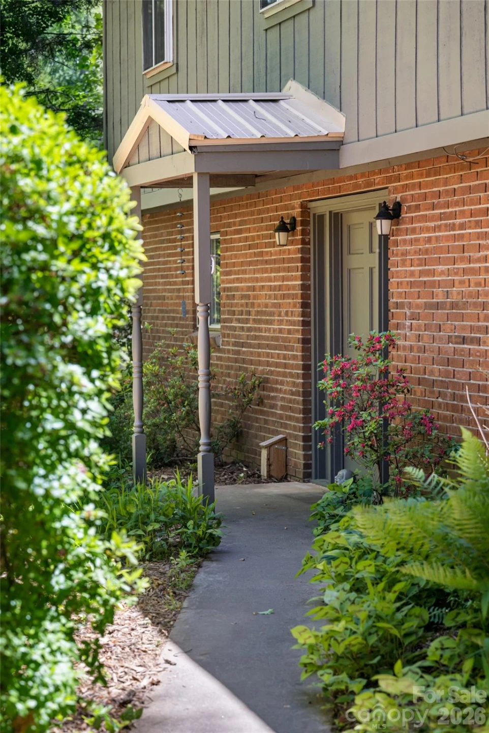 1 Beaverdam Knoll Road - Photo 2