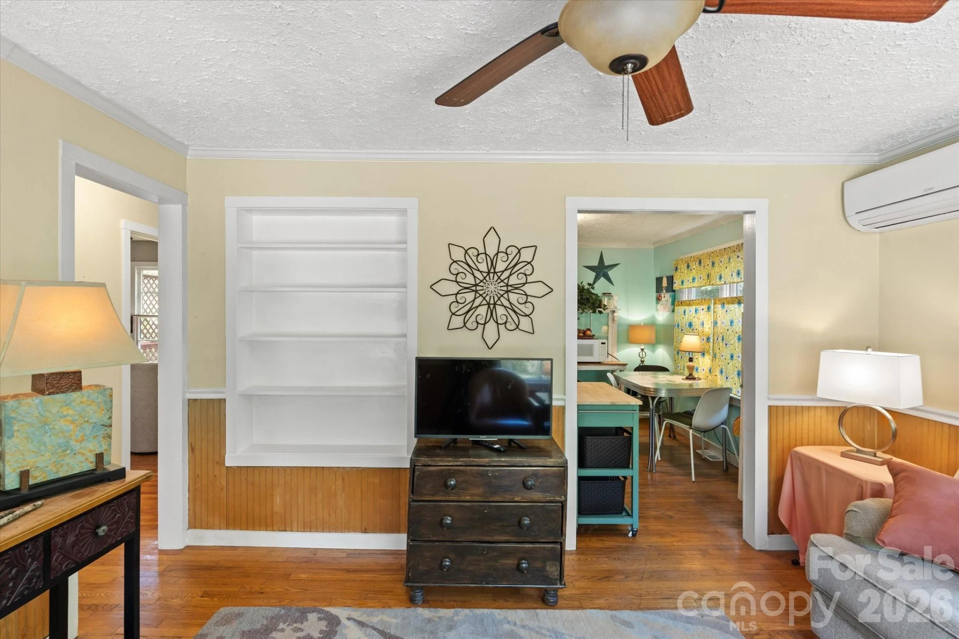 224 Aurora Drive - Photo 4