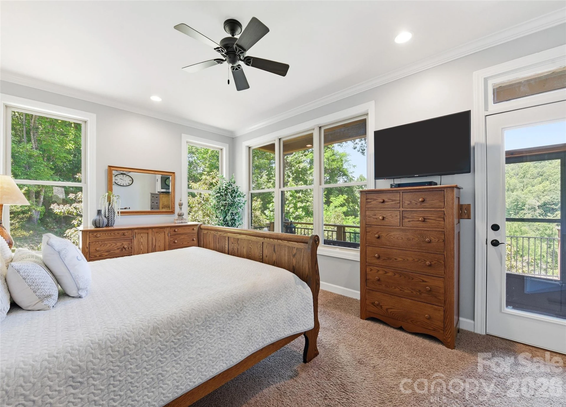 737 Traditions Way - Photo 14
