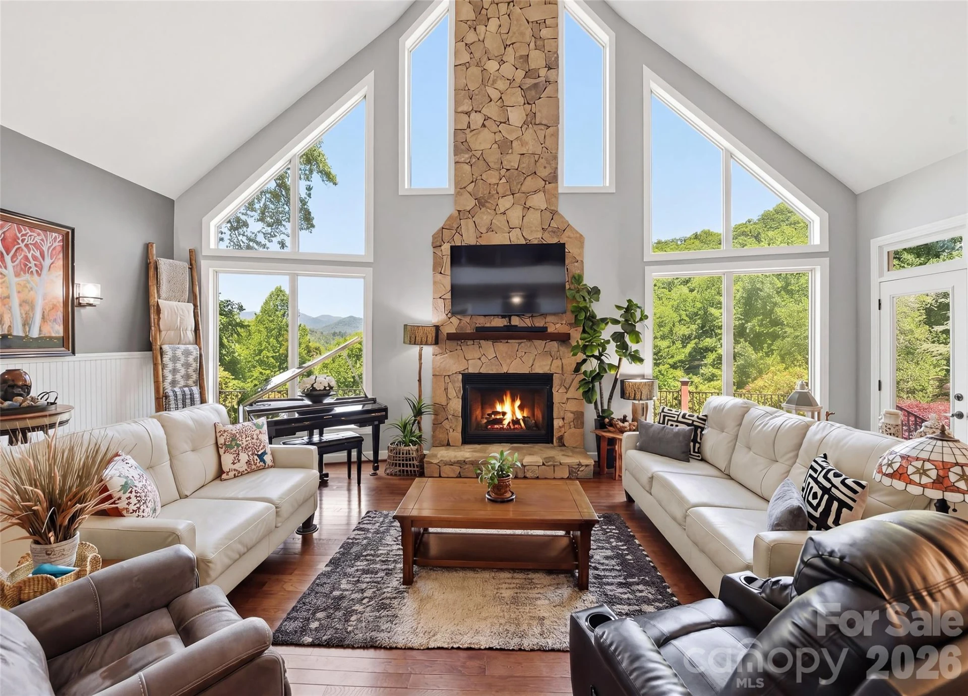 737 Traditions Way - Photo 3