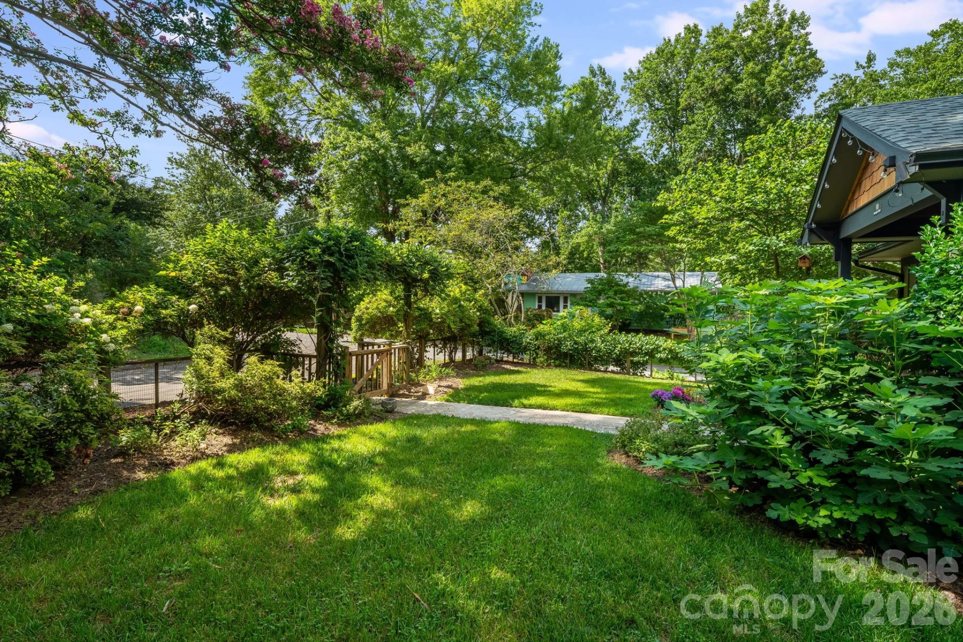 10 Davenport Place - Photo 40