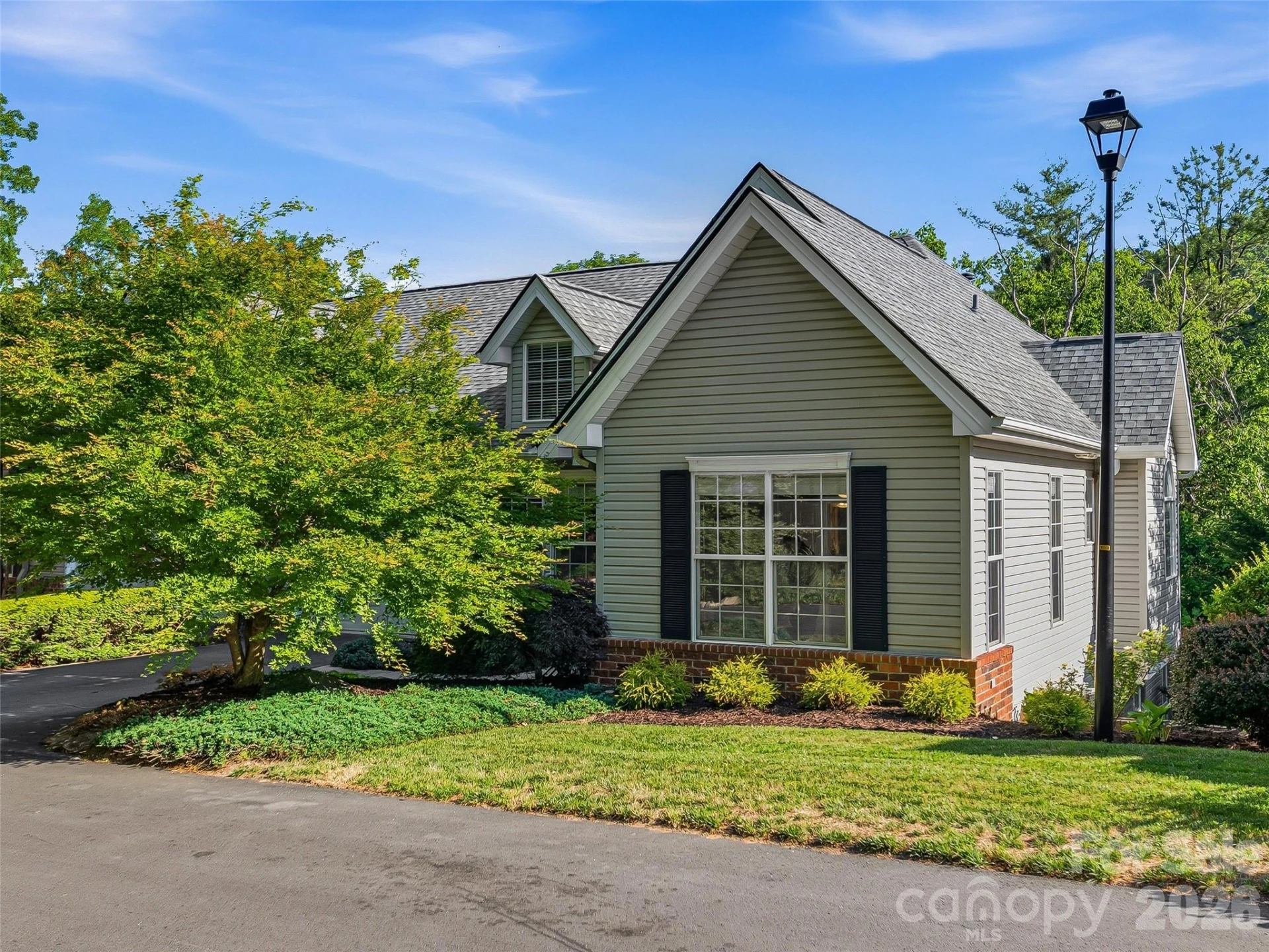 117 Hibiscus Lane - Photo 2