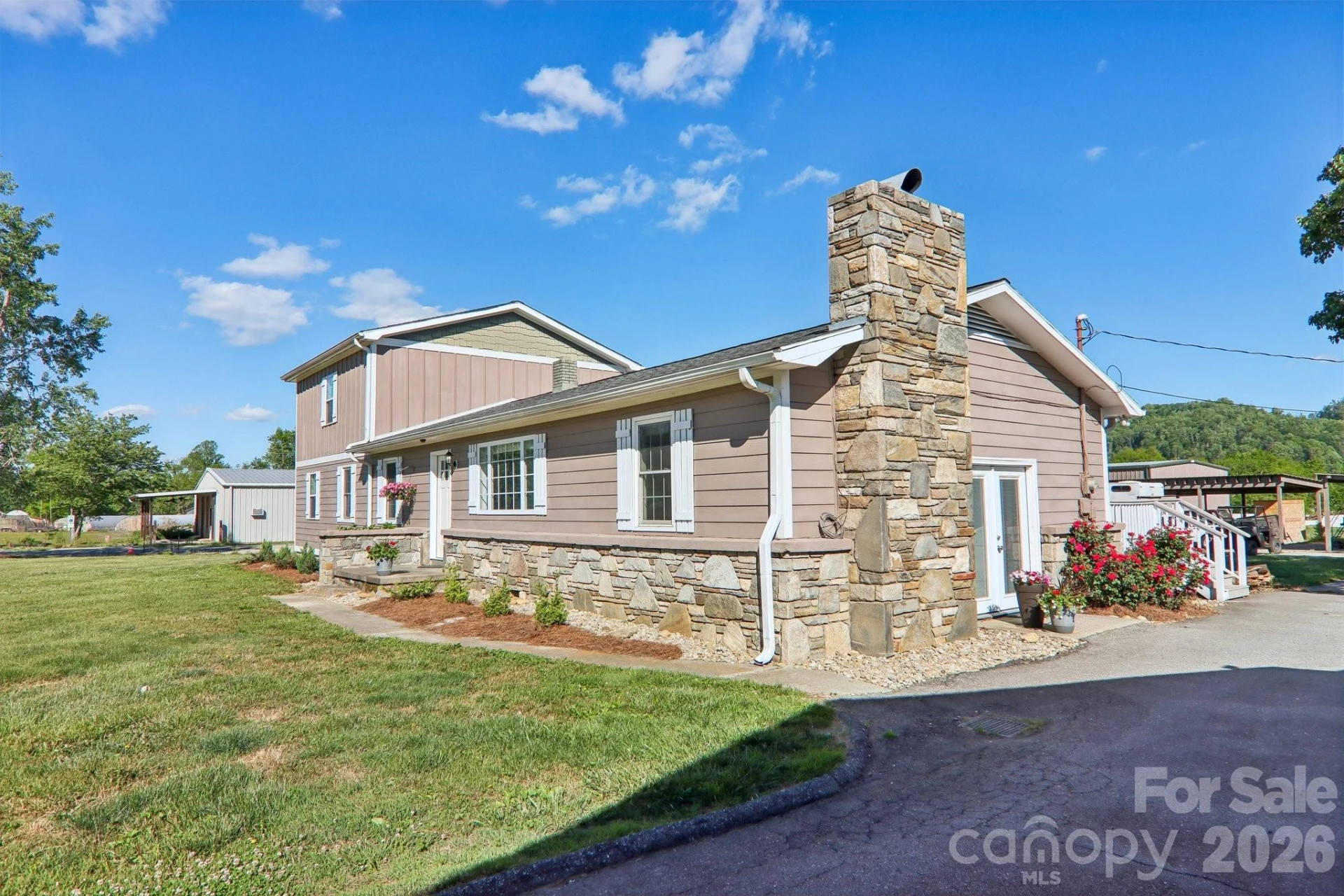 1448 Cane Creek Road - Photo 2