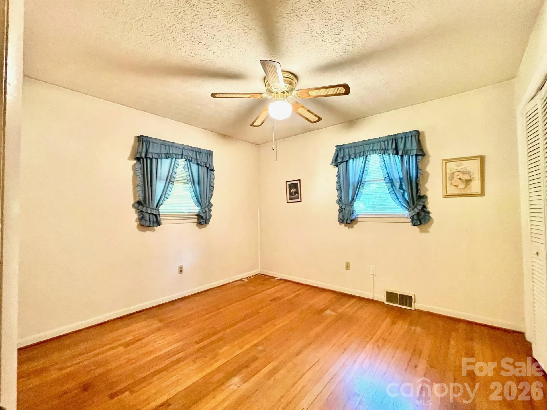 213 N Park Lane - Photo 14