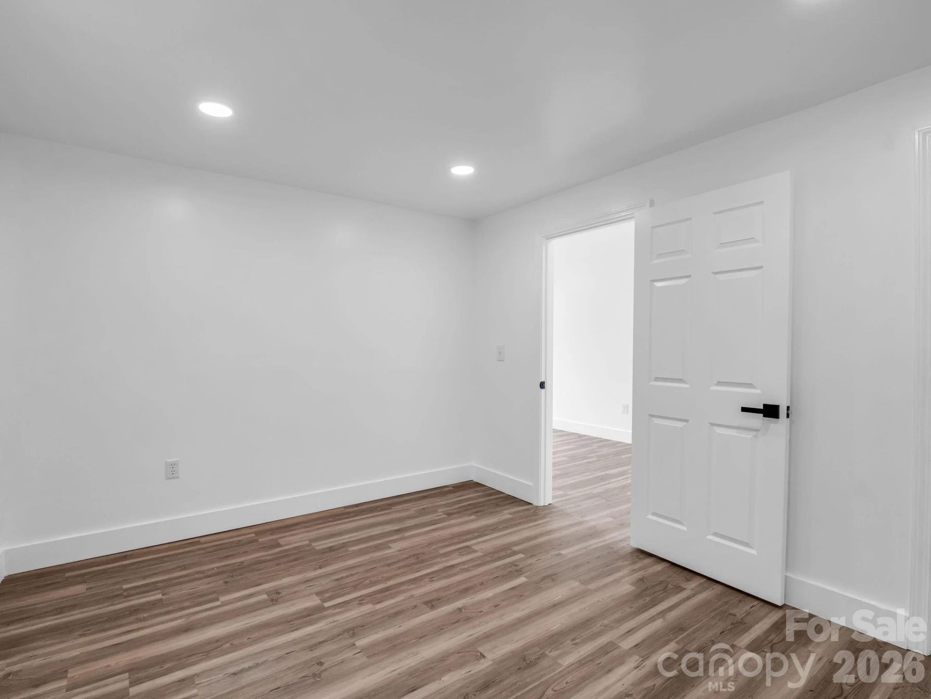 221 New Hampshire Street - Photo 9