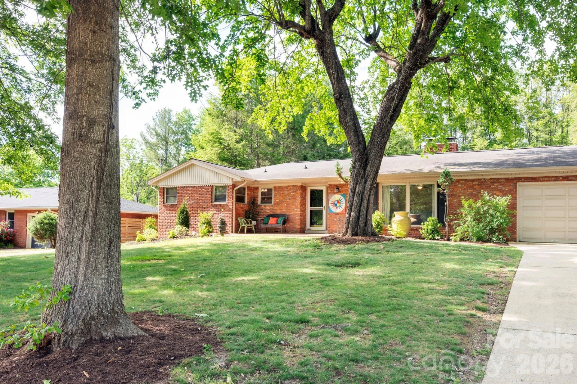 25 Bevlyn Drive - Photo 2