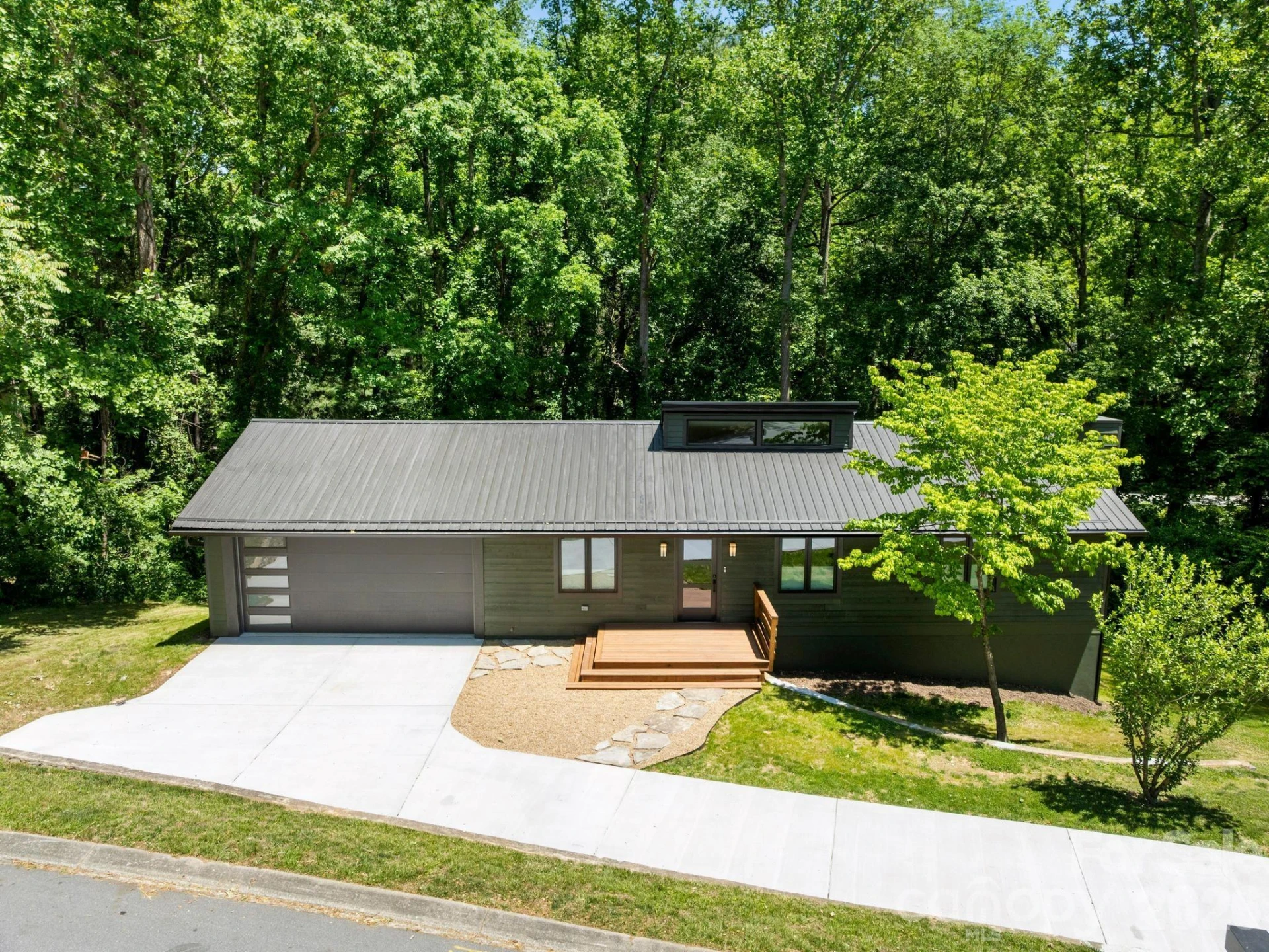 17 Muirfield Drive - Photo 2