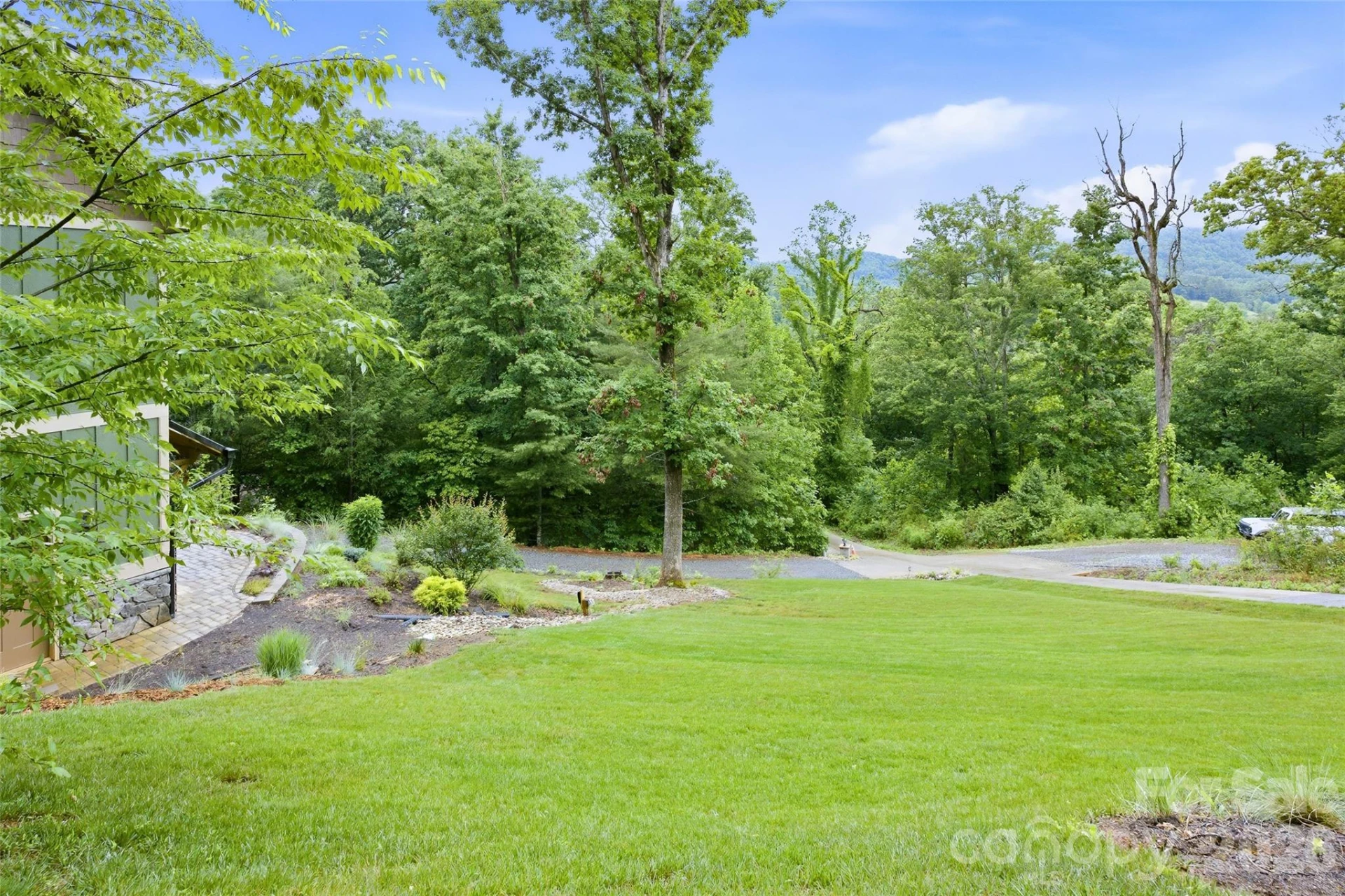 211 Wimbledon Court - Photo 40