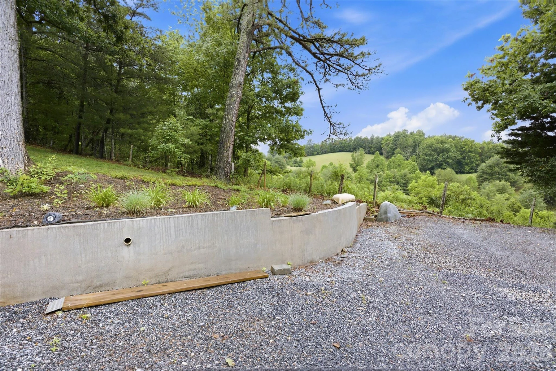 211 Wimbledon Court - Photo 47