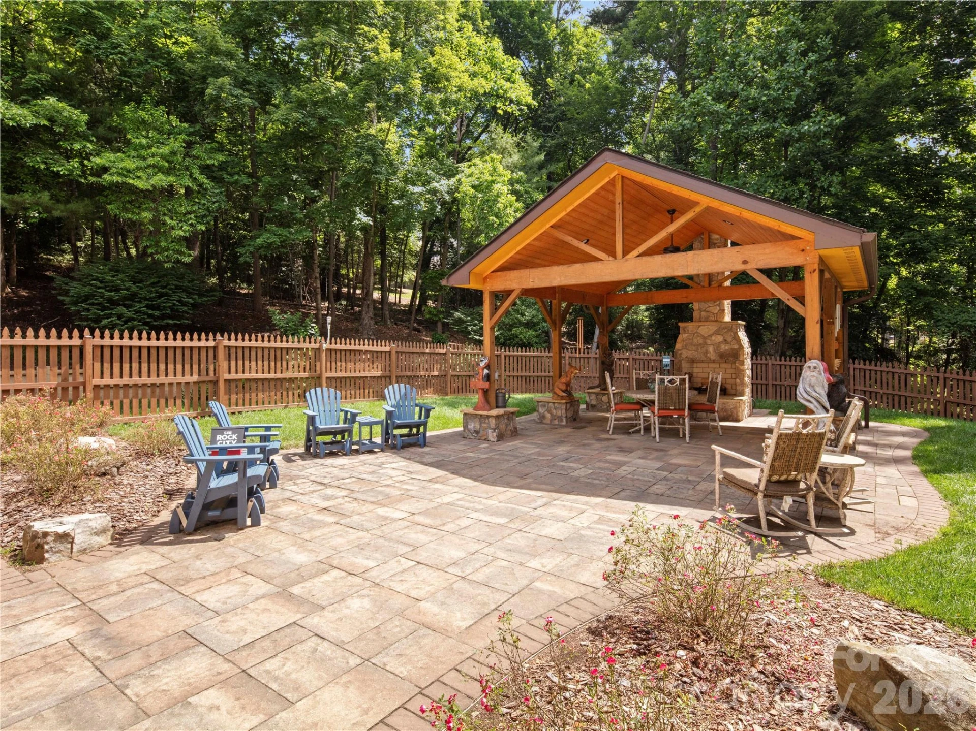 105 Braeside Circle - Photo 3
